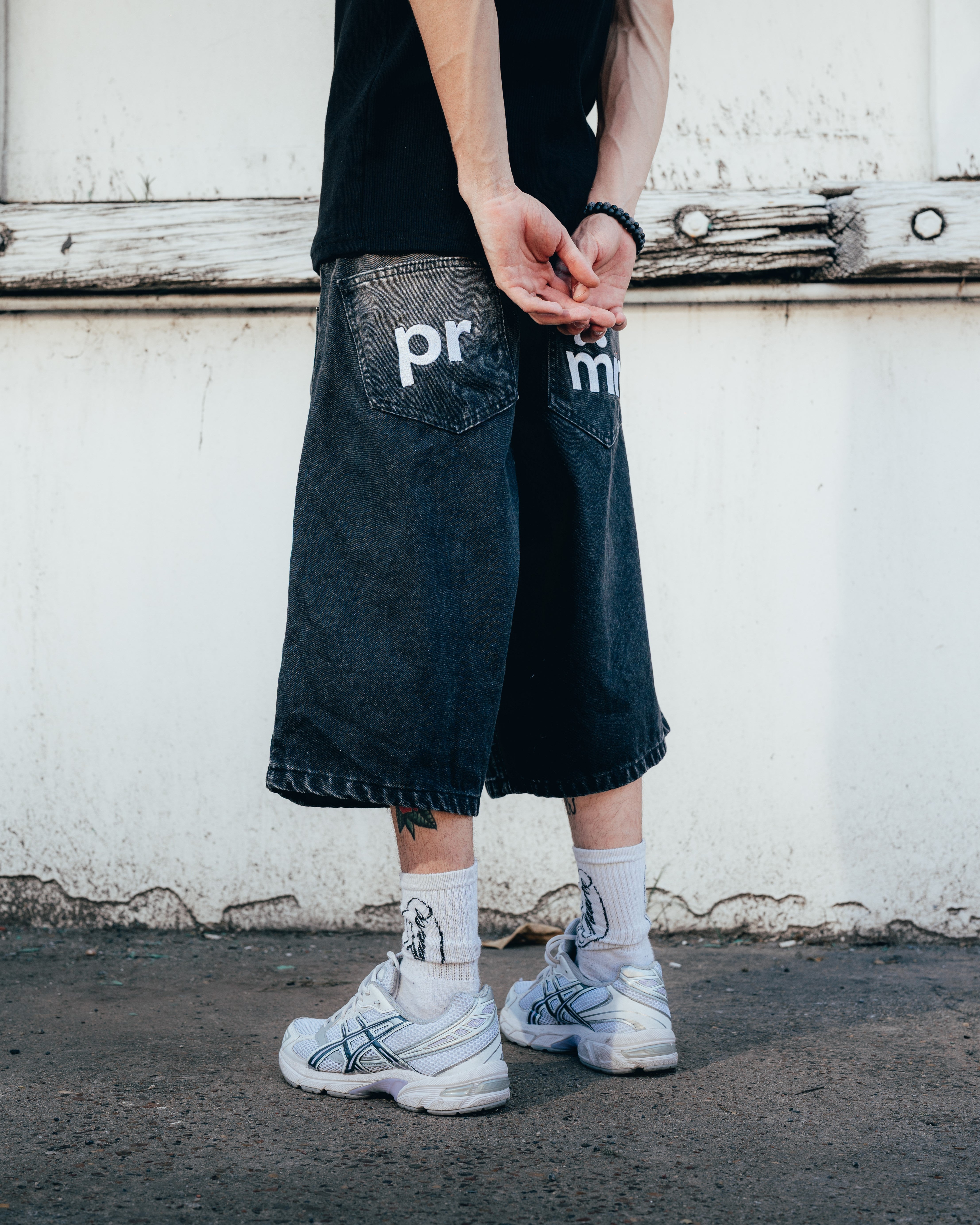 BERMUDA JEAN [ PRIMARI ] BLACK