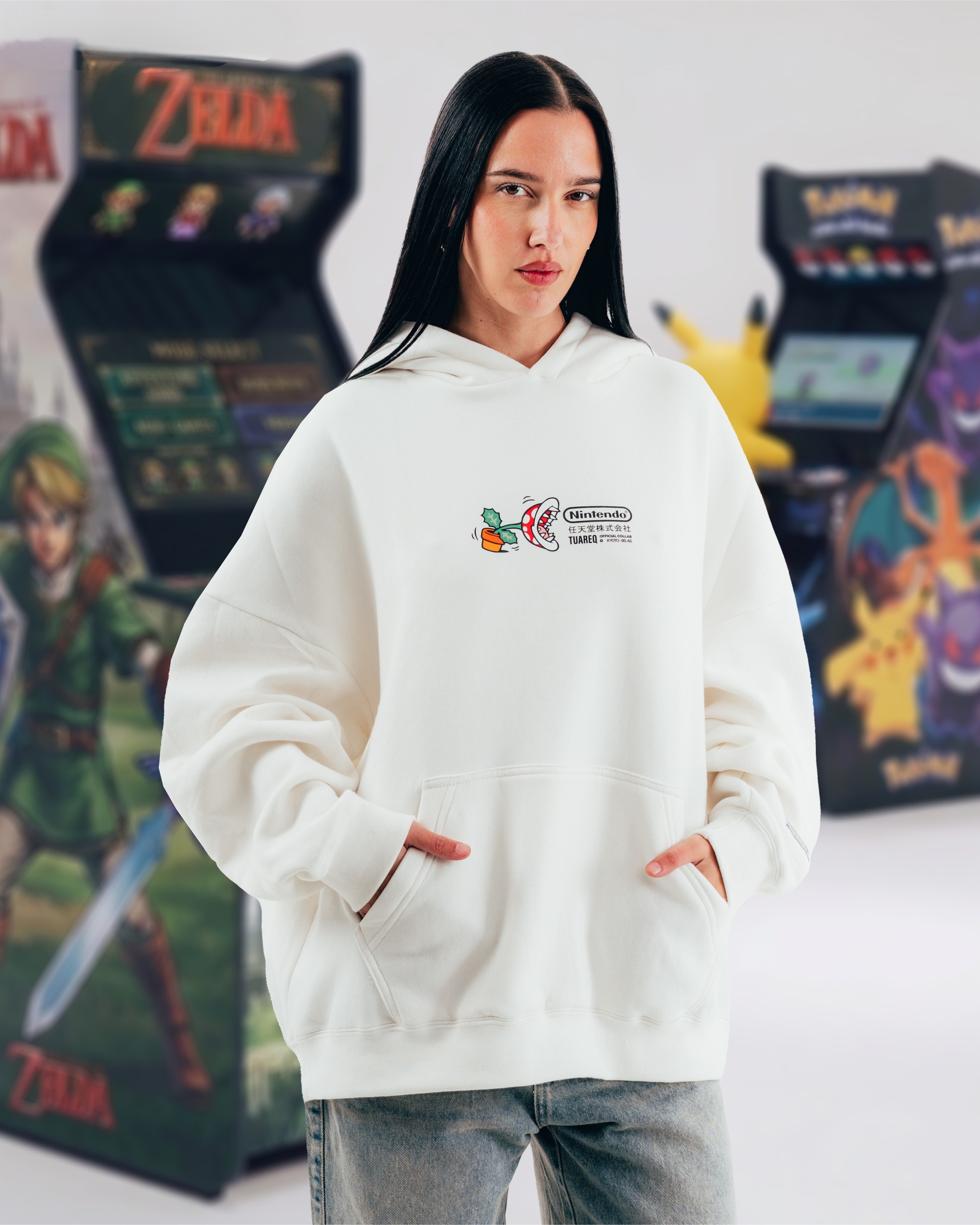 HOODIE [ NINTENDO ] PLANTA PIRAÑA CRUDO