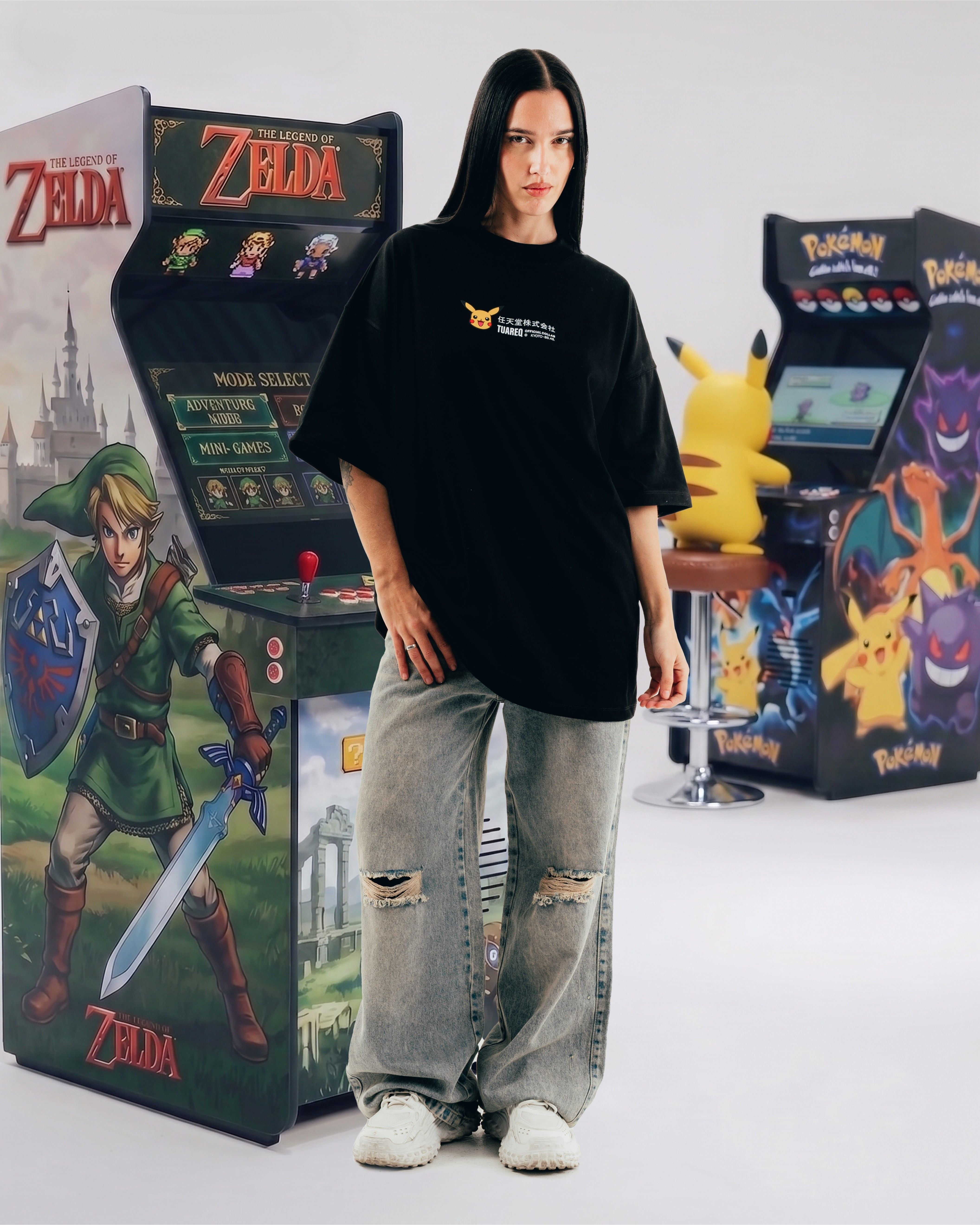 REMERA OVERSIZED [ NINTENDO ] PIKACHU BLACK