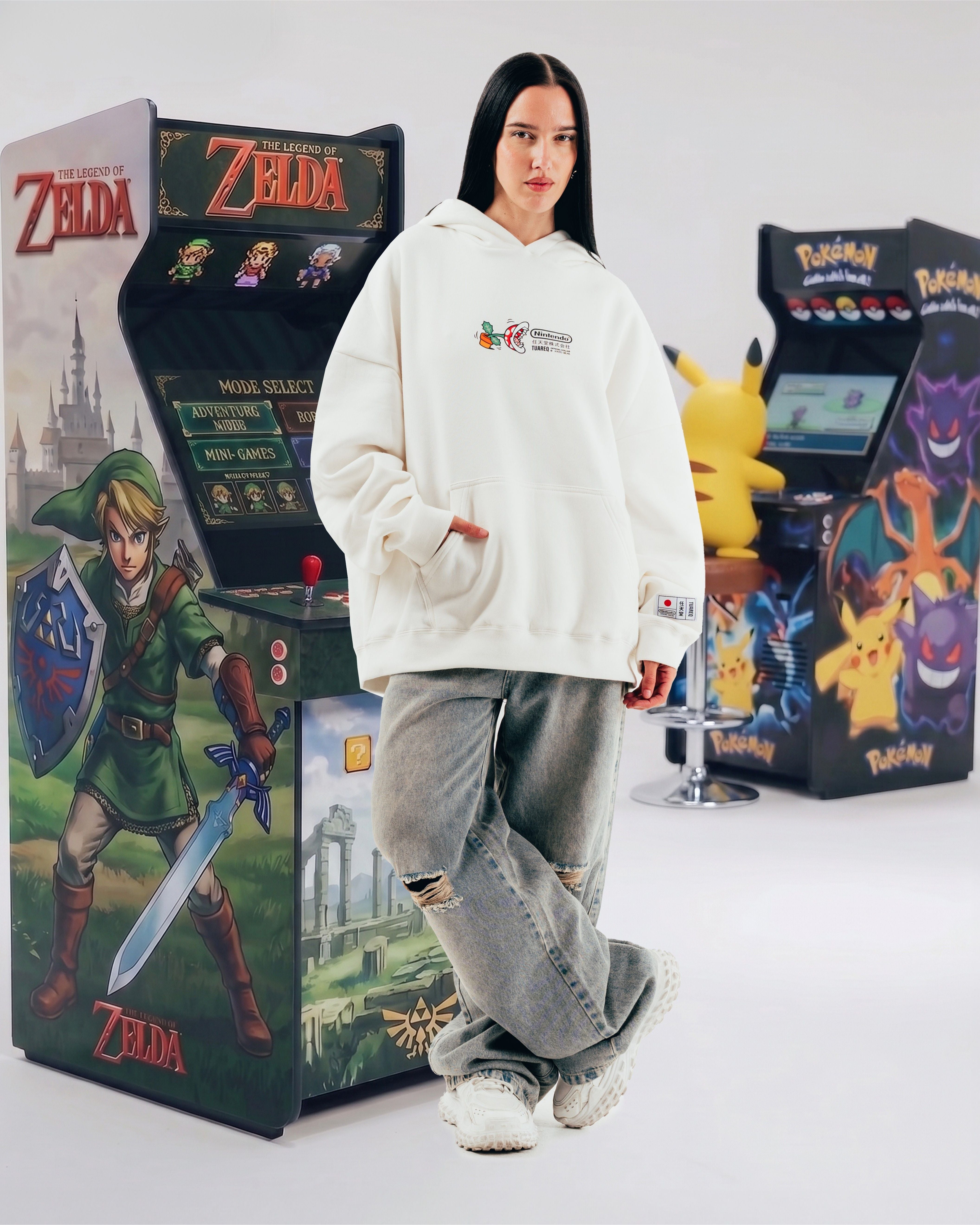 HOODIE [ NINTENDO ] PLANTA PIRAÑA CRUDO