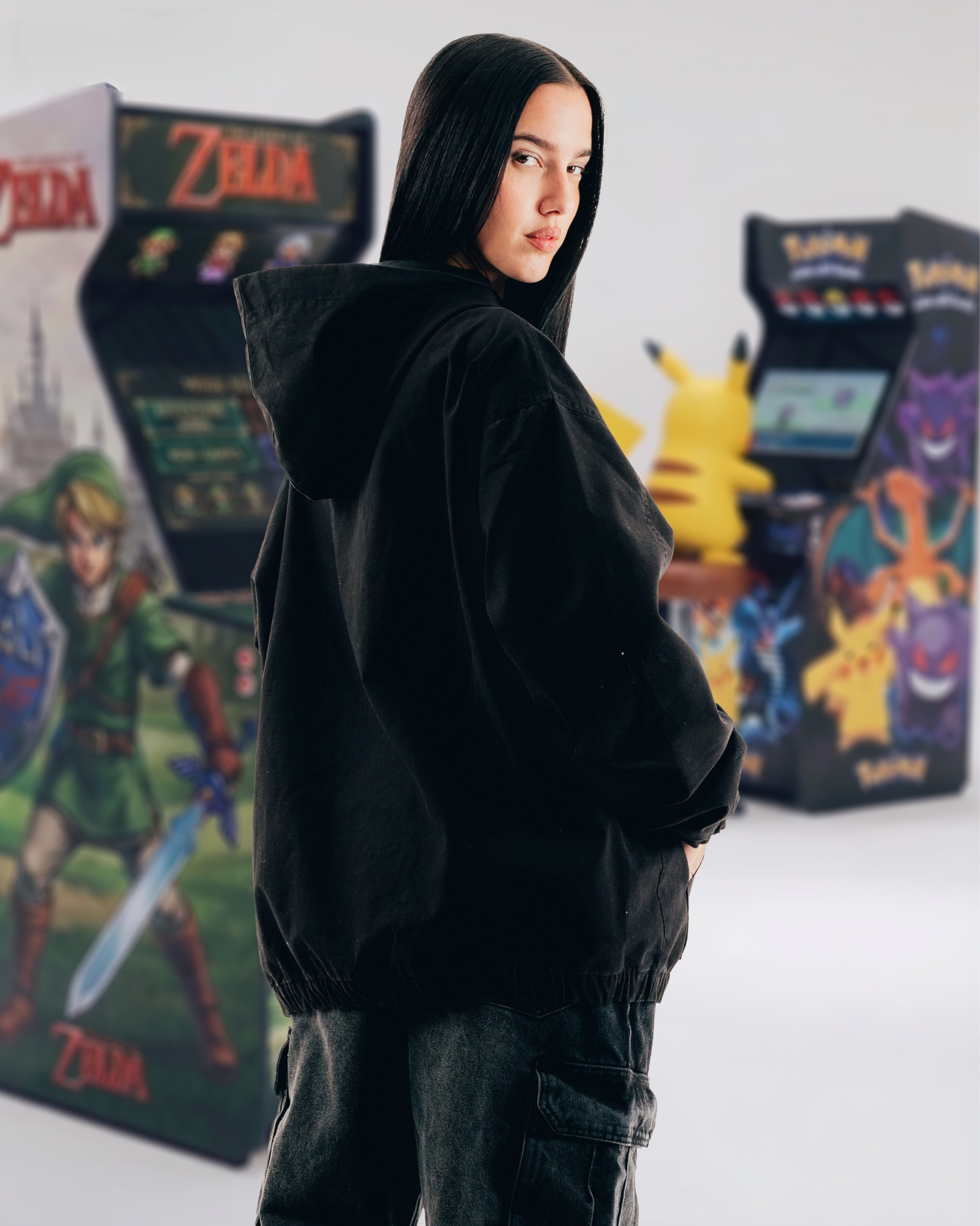 CAMPERA DEPORTIVA [ NINTENDO ] LOGO BLACK