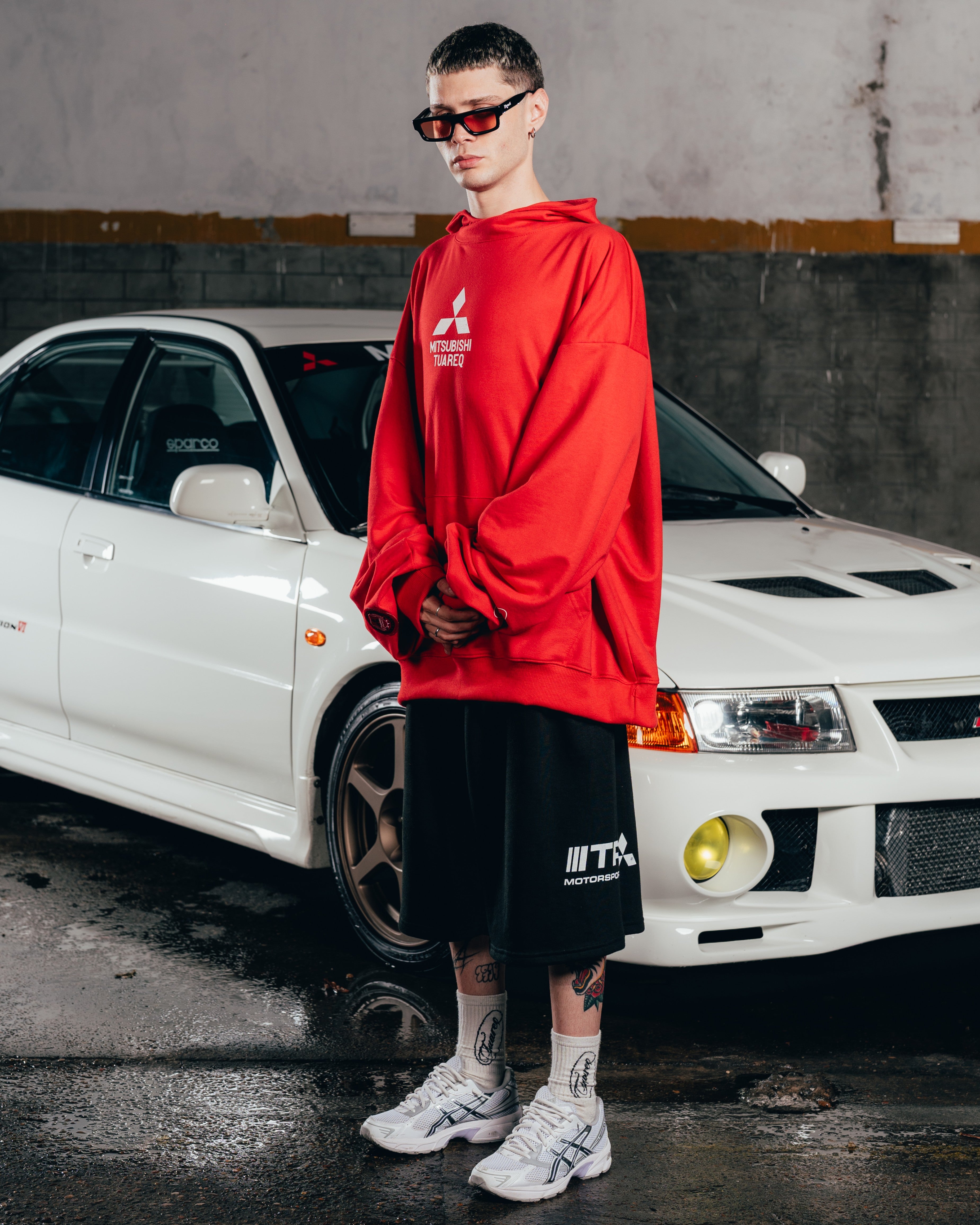 HOODIE MEGAOVERSIZED [ MITSUBISHI ] LOGO RED