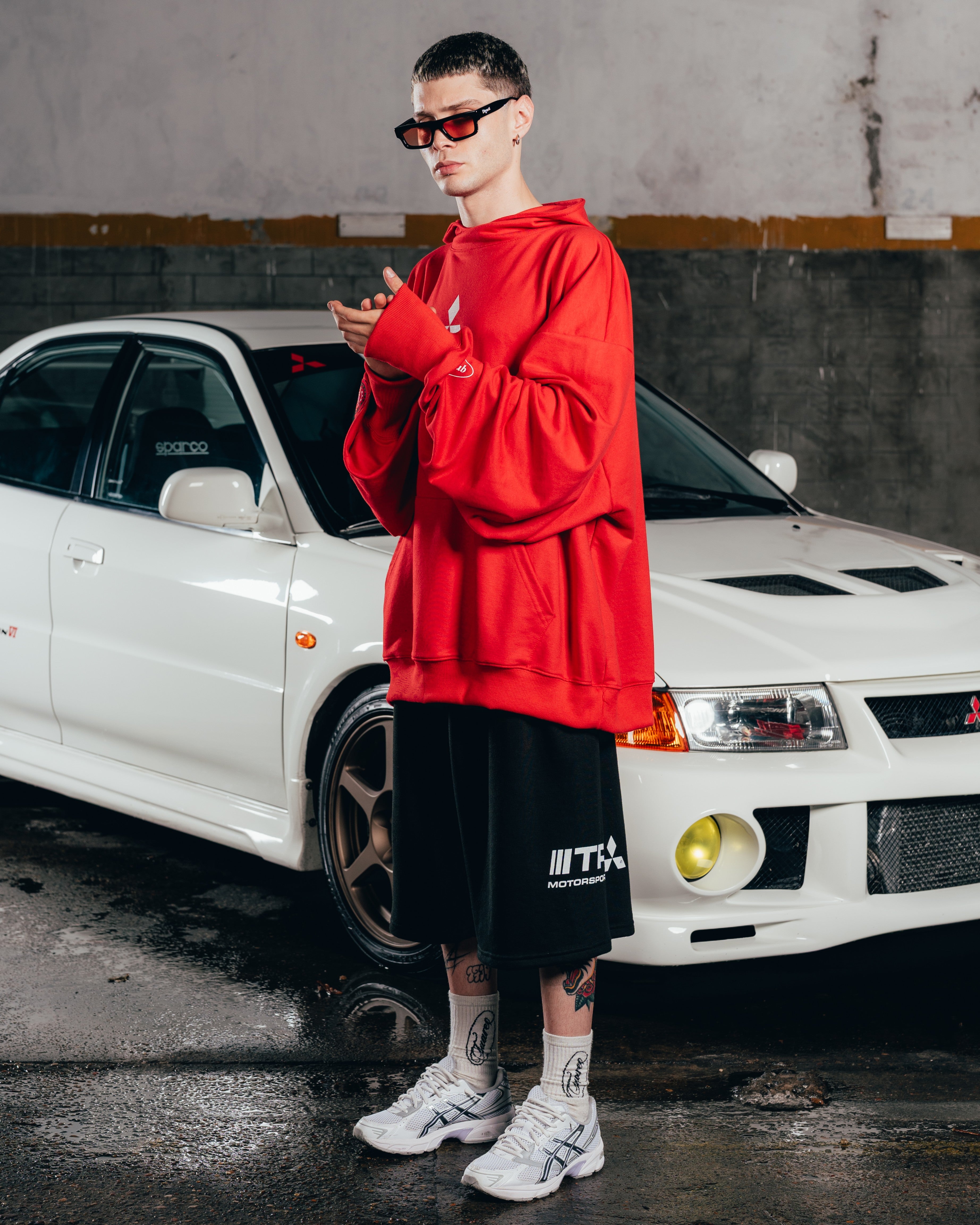 HOODIE MEGAOVERSIZED [ MITSUBISHI ] LOGO RED