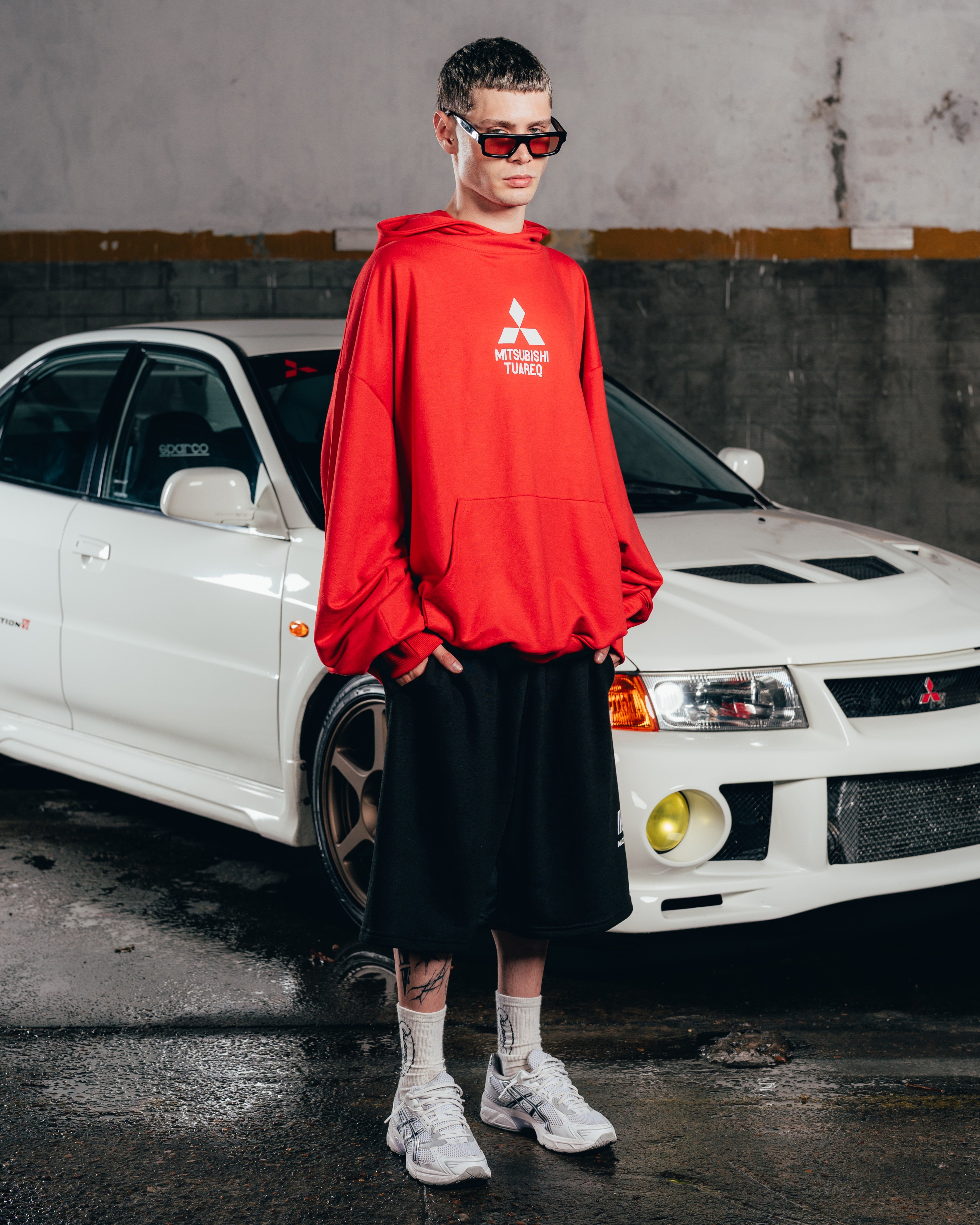 HOODIE MEGAOVERSIZED [ MITSUBISHI ] LOGO RED