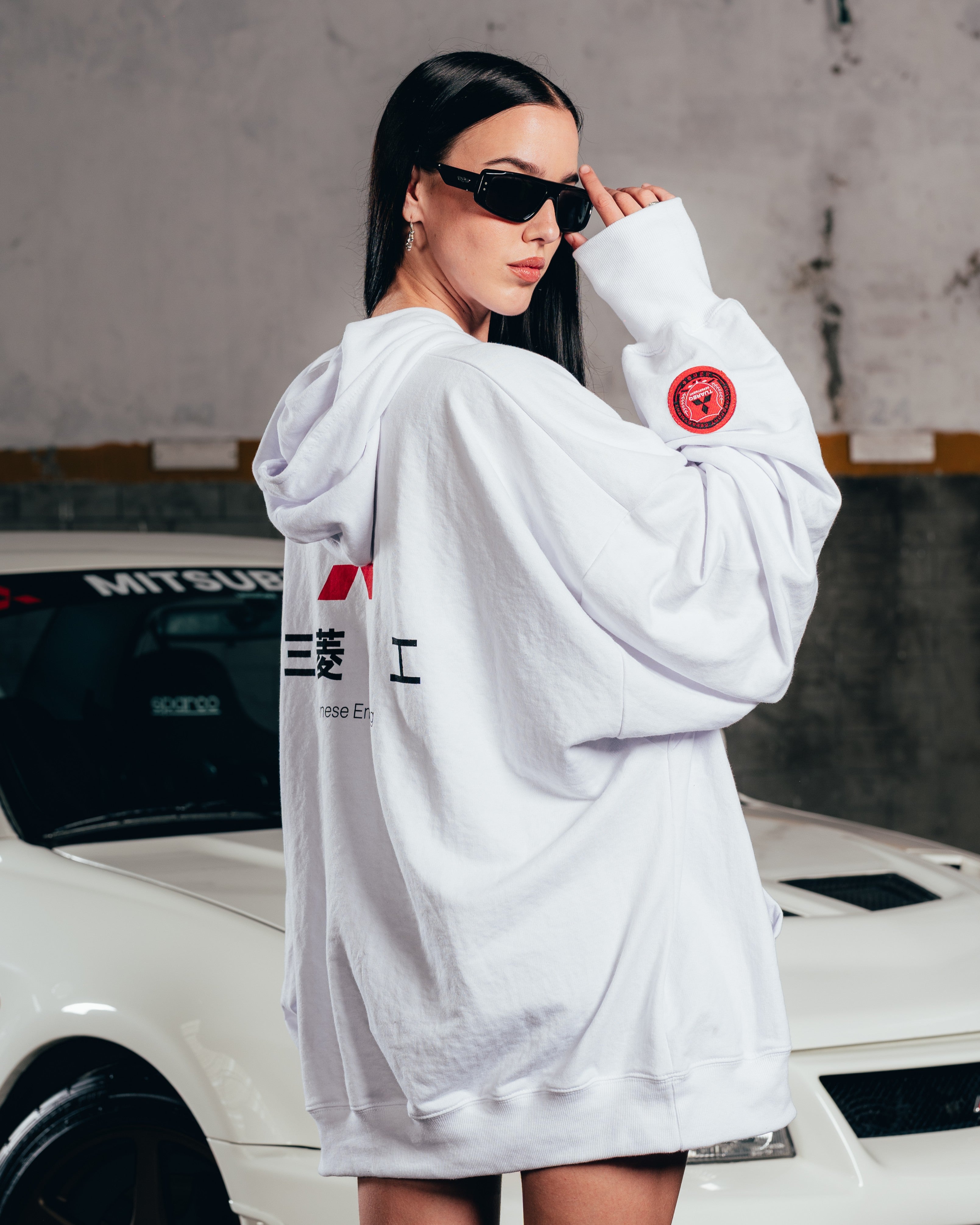 HOODIE MEGAOVERSIZED [ MITSUBISHI ] LOGO WHITE