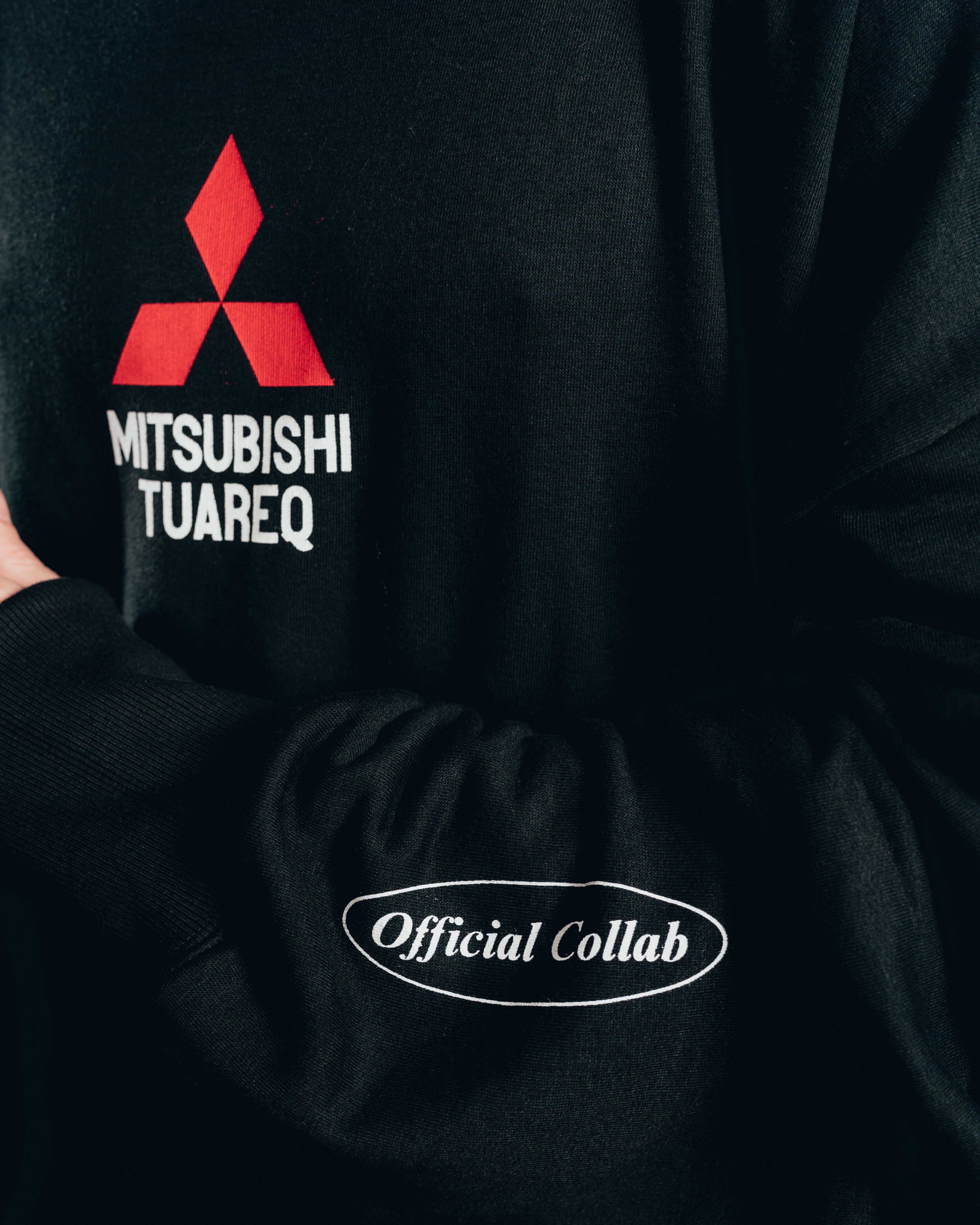 HOODIE MEGAOVERSIZED [ MITSUBISHI ] LOGO BLACK