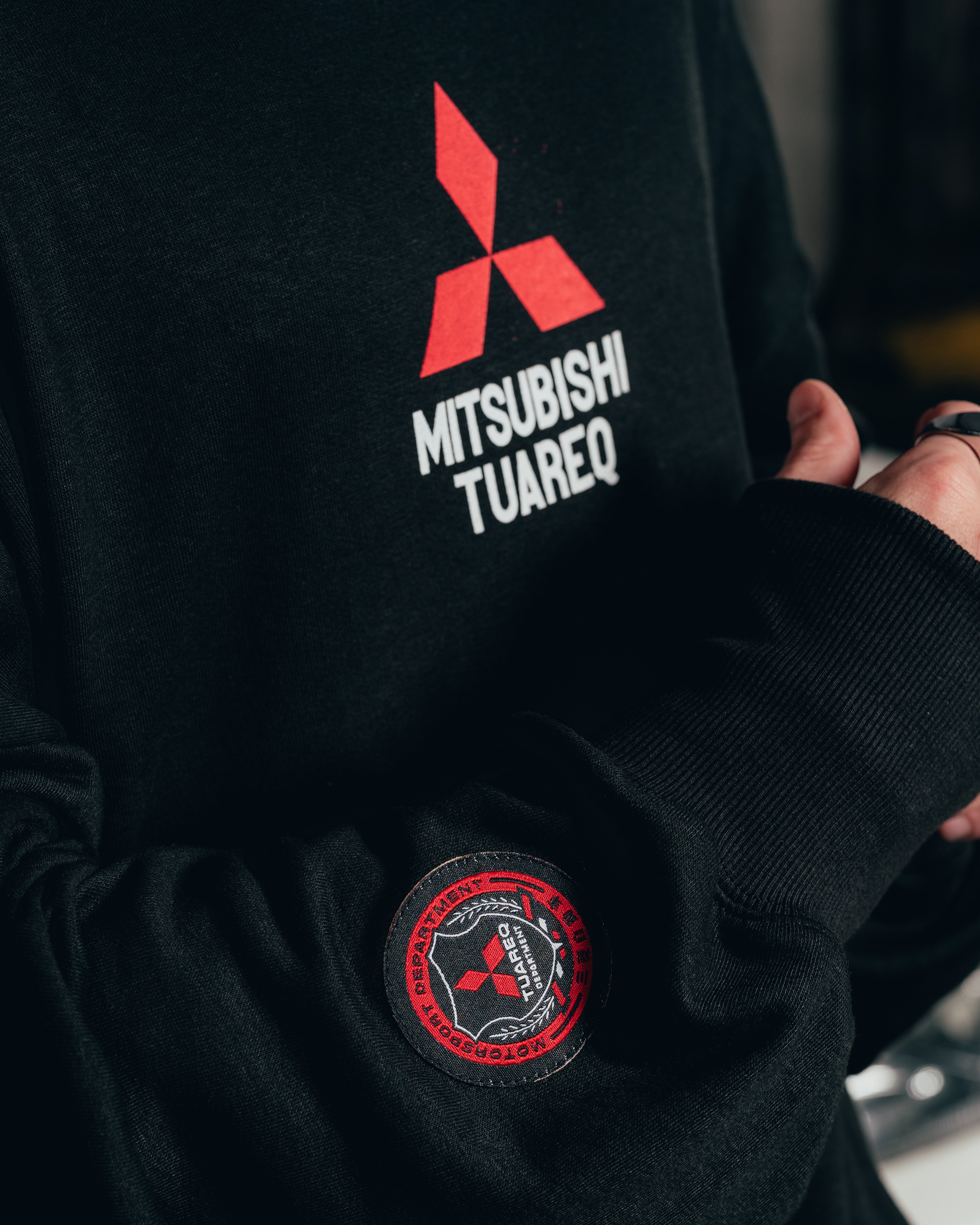 HOODIE MEGAOVERSIZED [ MITSUBISHI ] LOGO BLACK