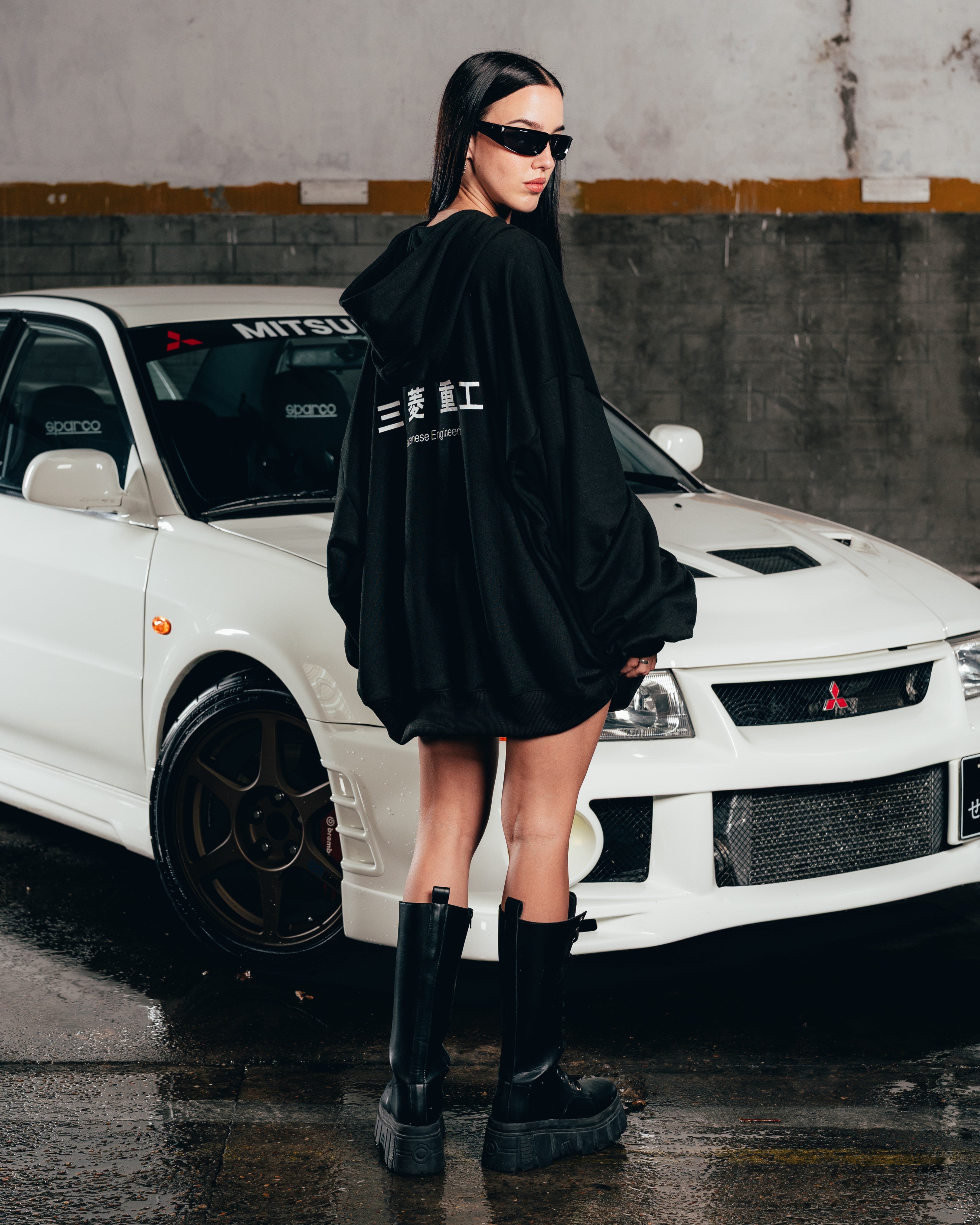 HOODIE MEGAOVERSIZED [ MITSUBISHI ] LOGO BLACK