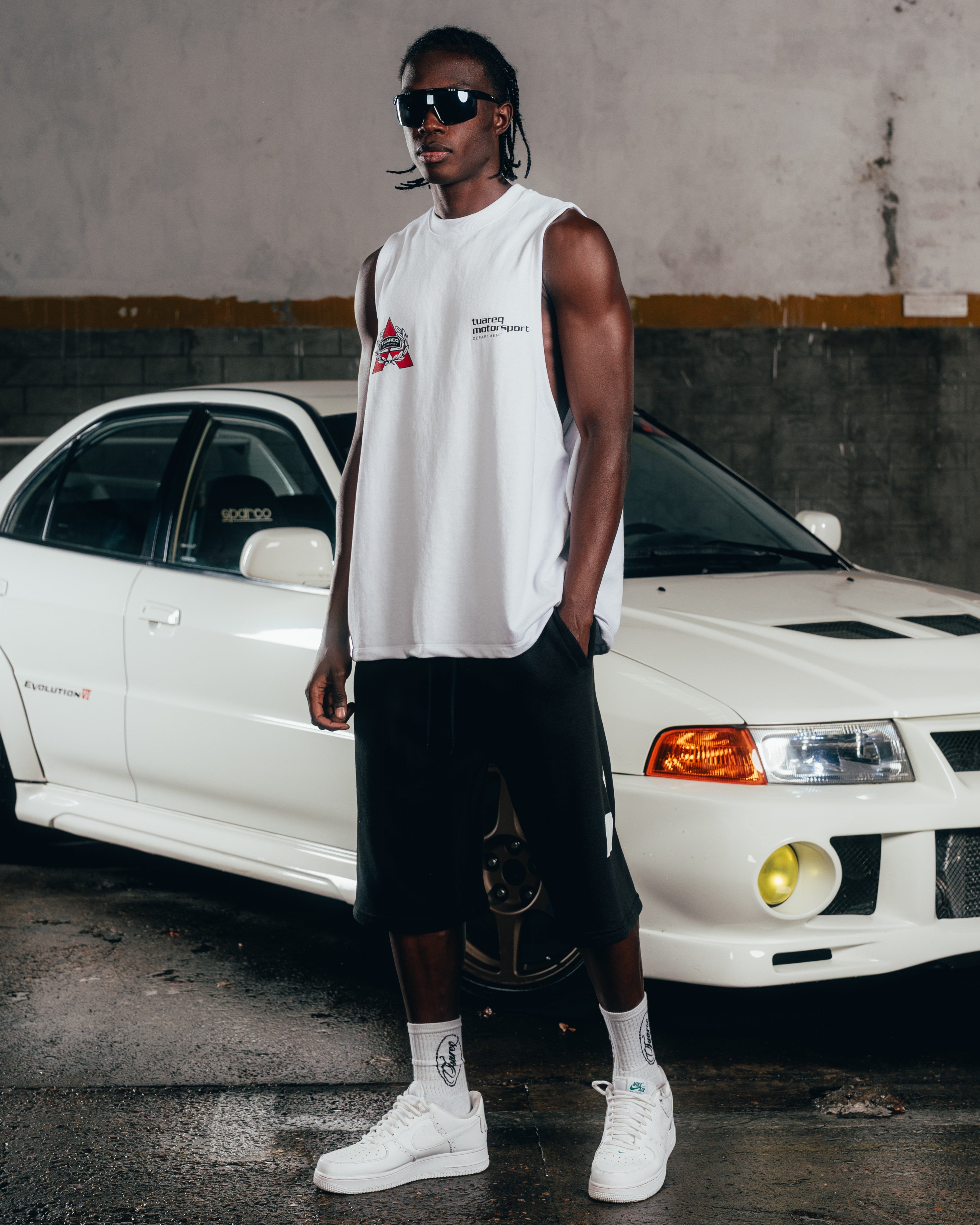 MUSCULOSA PESADA [ MITSUBISHI ] SHIELD WHITE