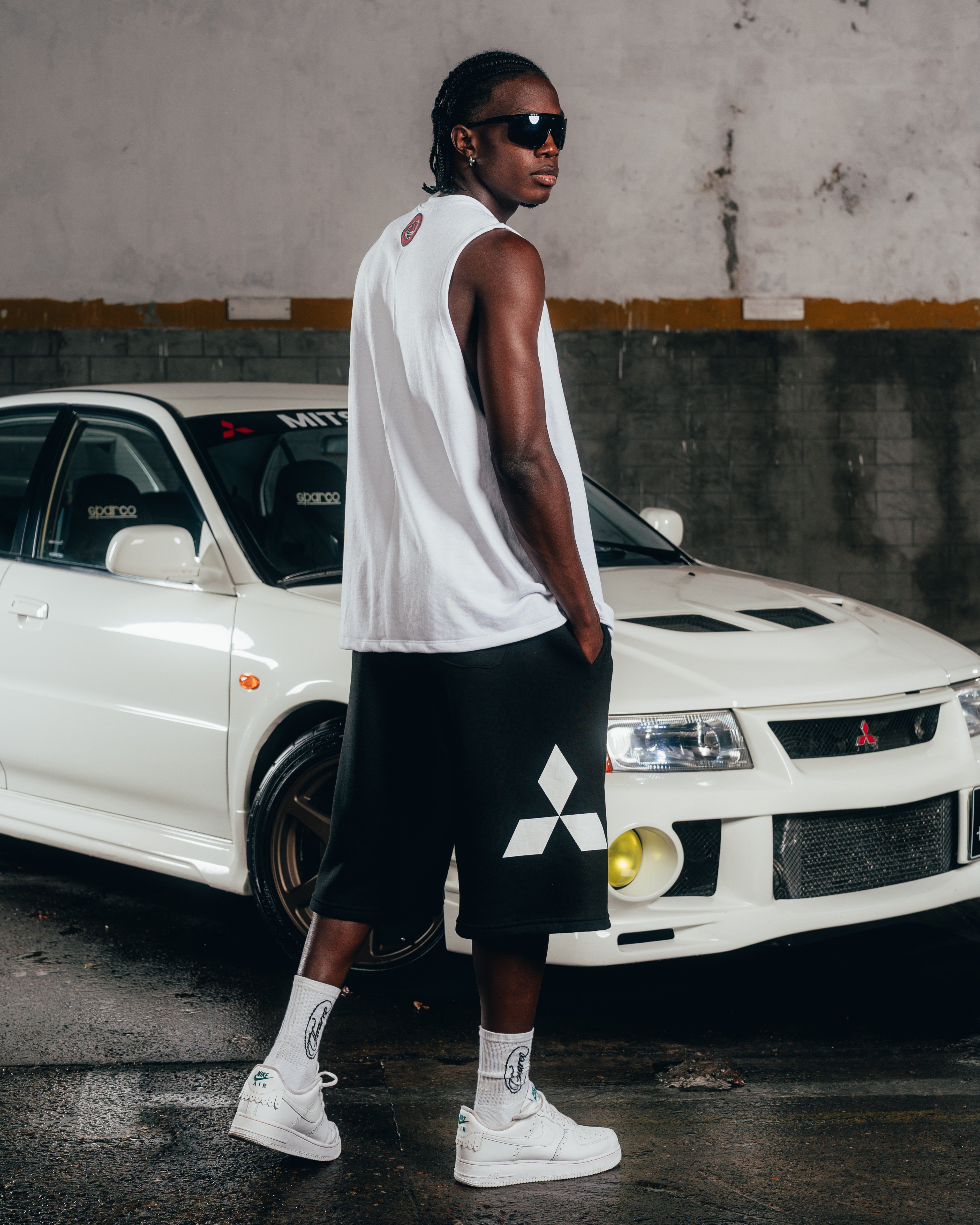 MUSCULOSA PESADA [ MITSUBISHI ] SHIELD WHITE