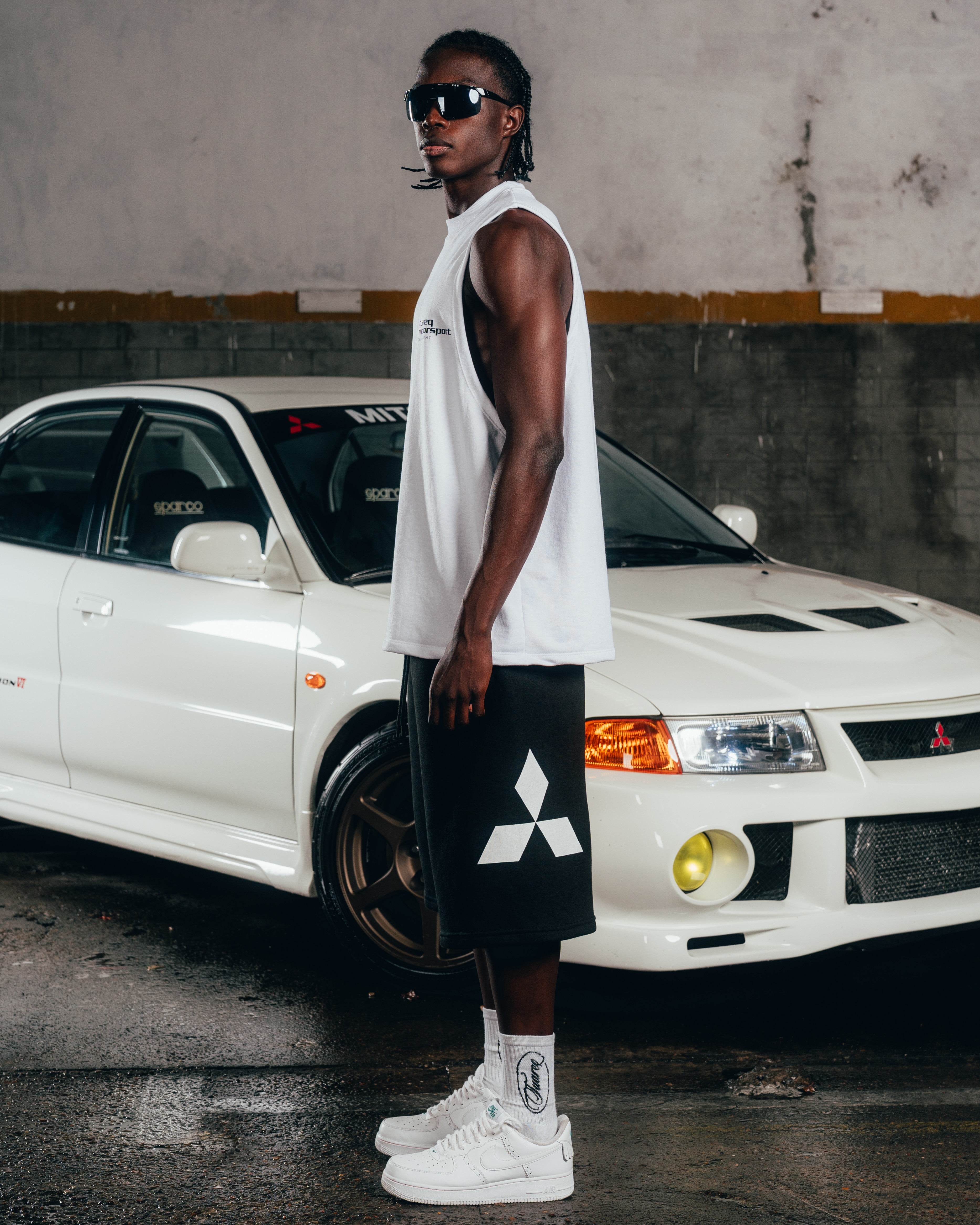 MUSCULOSA PESADA [ MITSUBISHI ] SHIELD WHITE