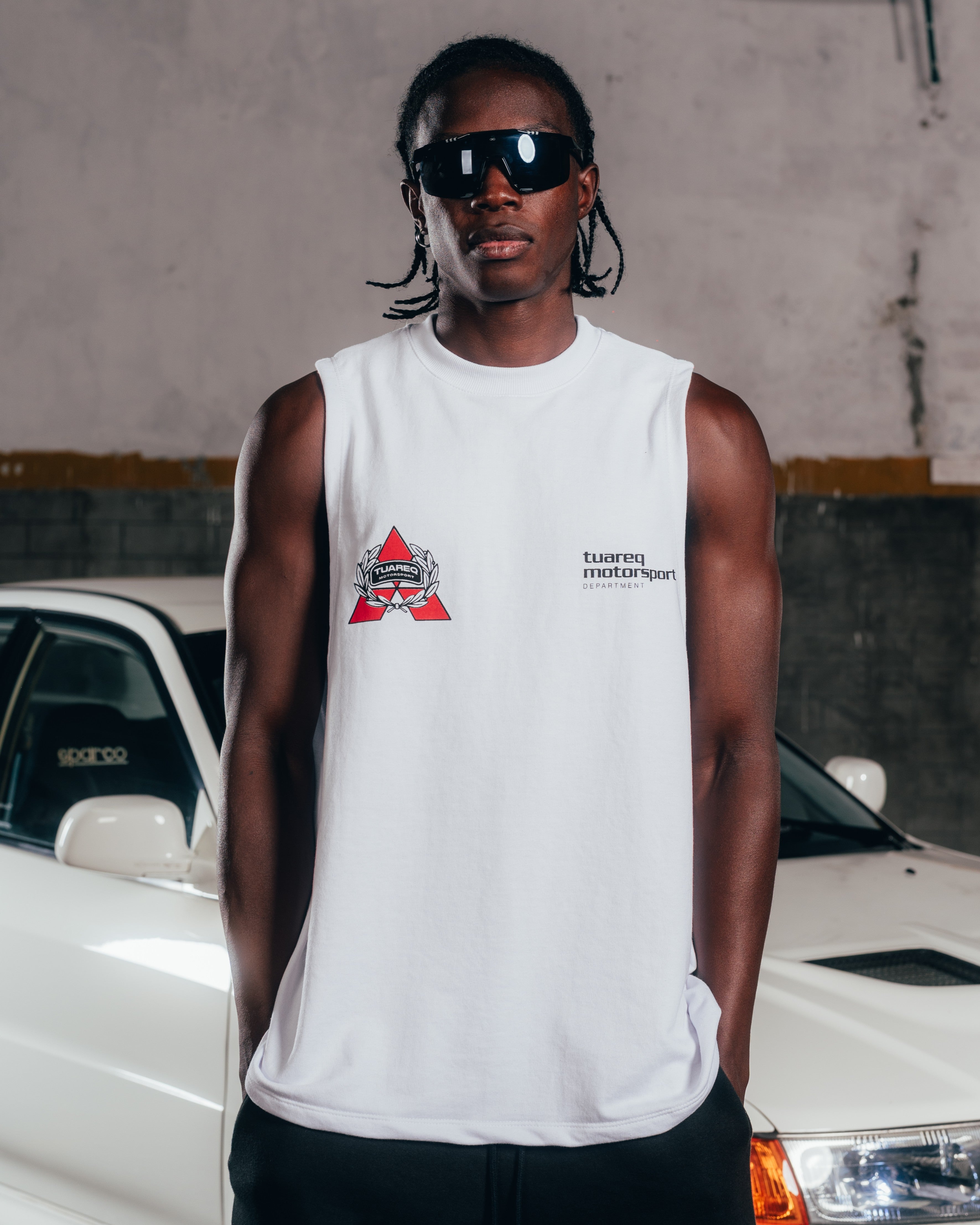 MUSCULOSA PESADA [ MITSUBISHI ] SHIELD WHITE