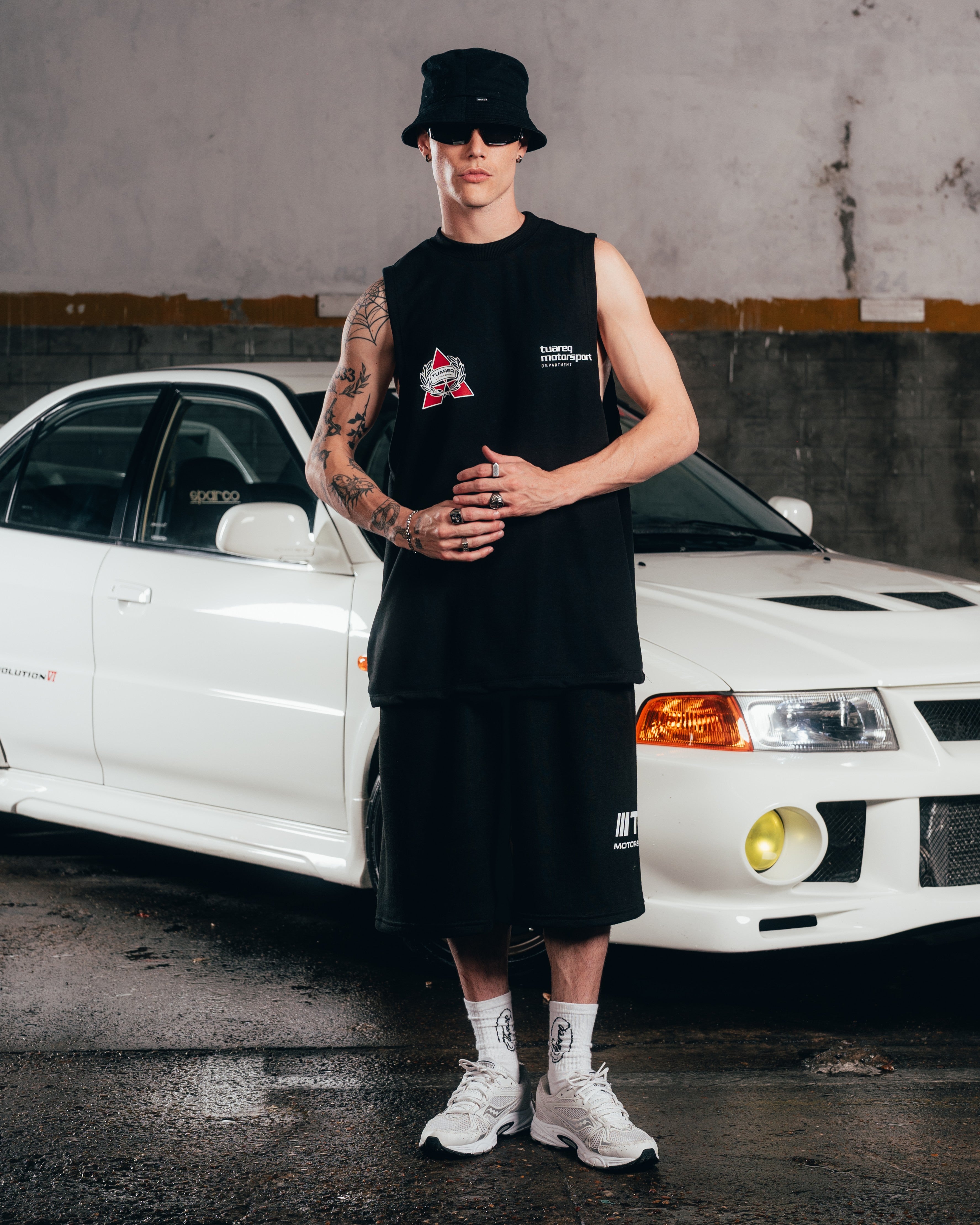 MUSCULOSA PESADA [ MITSUBISHI ] SHIELD BLACK