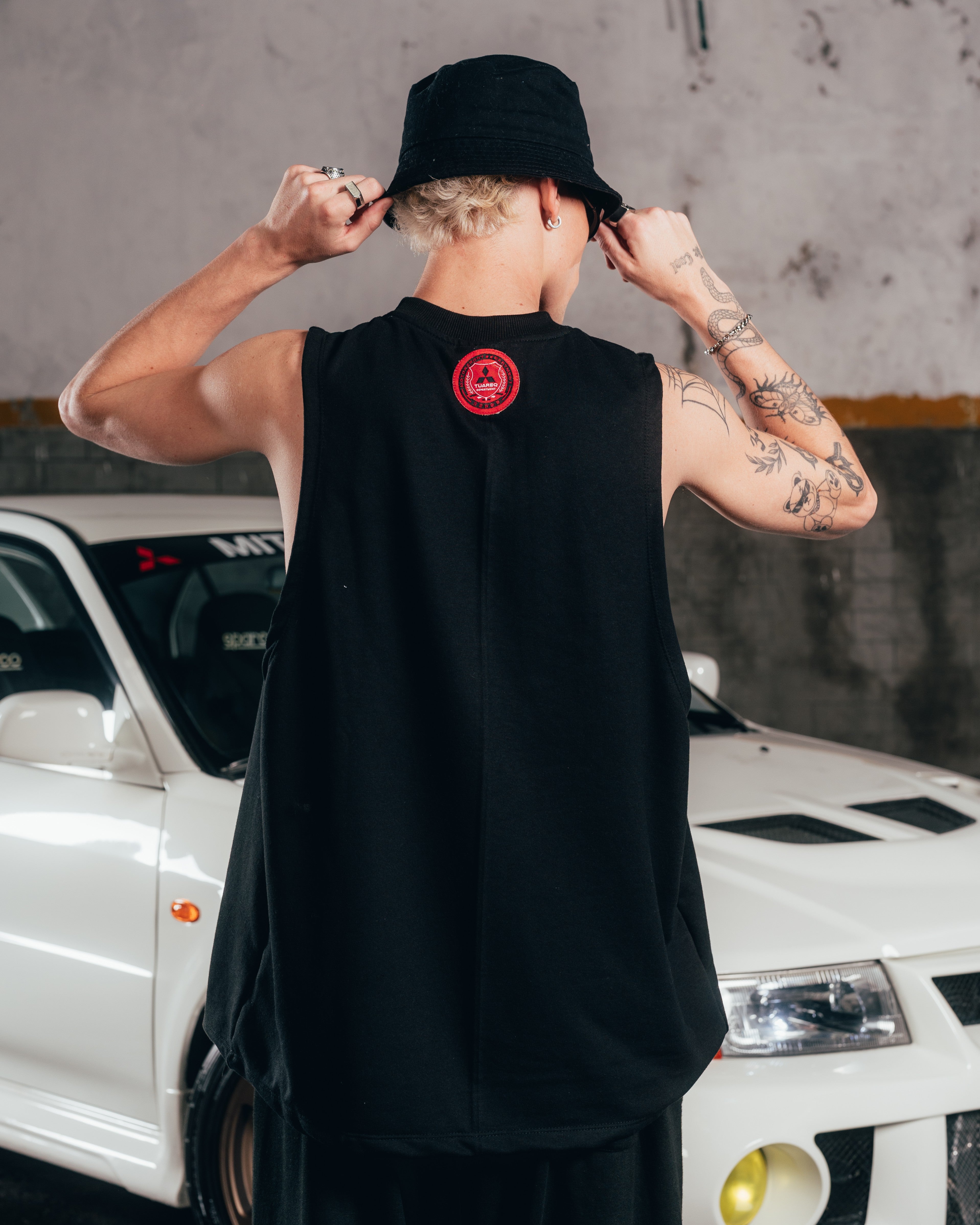 MUSCULOSA PESADA [ MITSUBISHI ] SHIELD BLACK