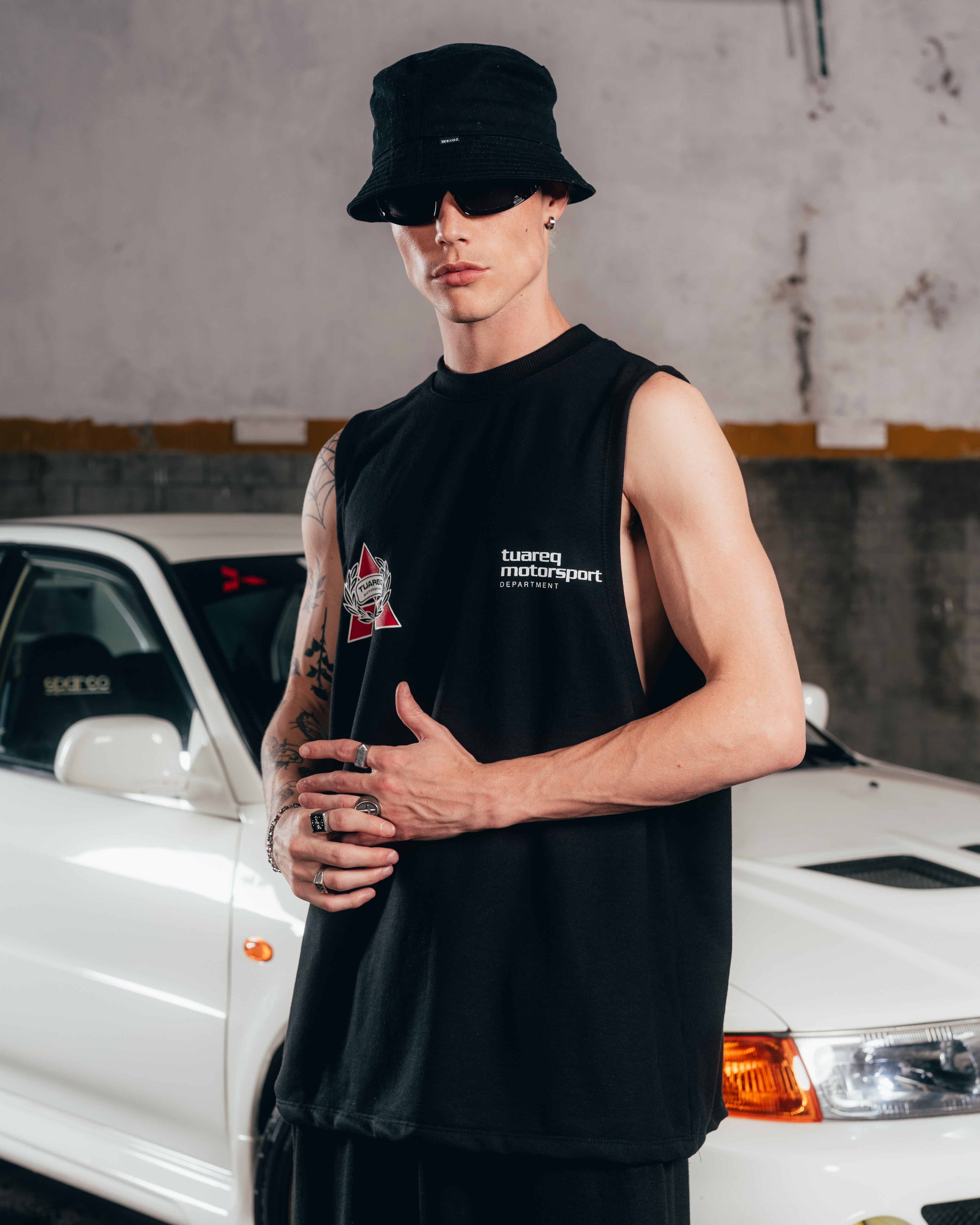 MUSCULOSA PESADA [ MITSUBISHI ] SHIELD BLACK