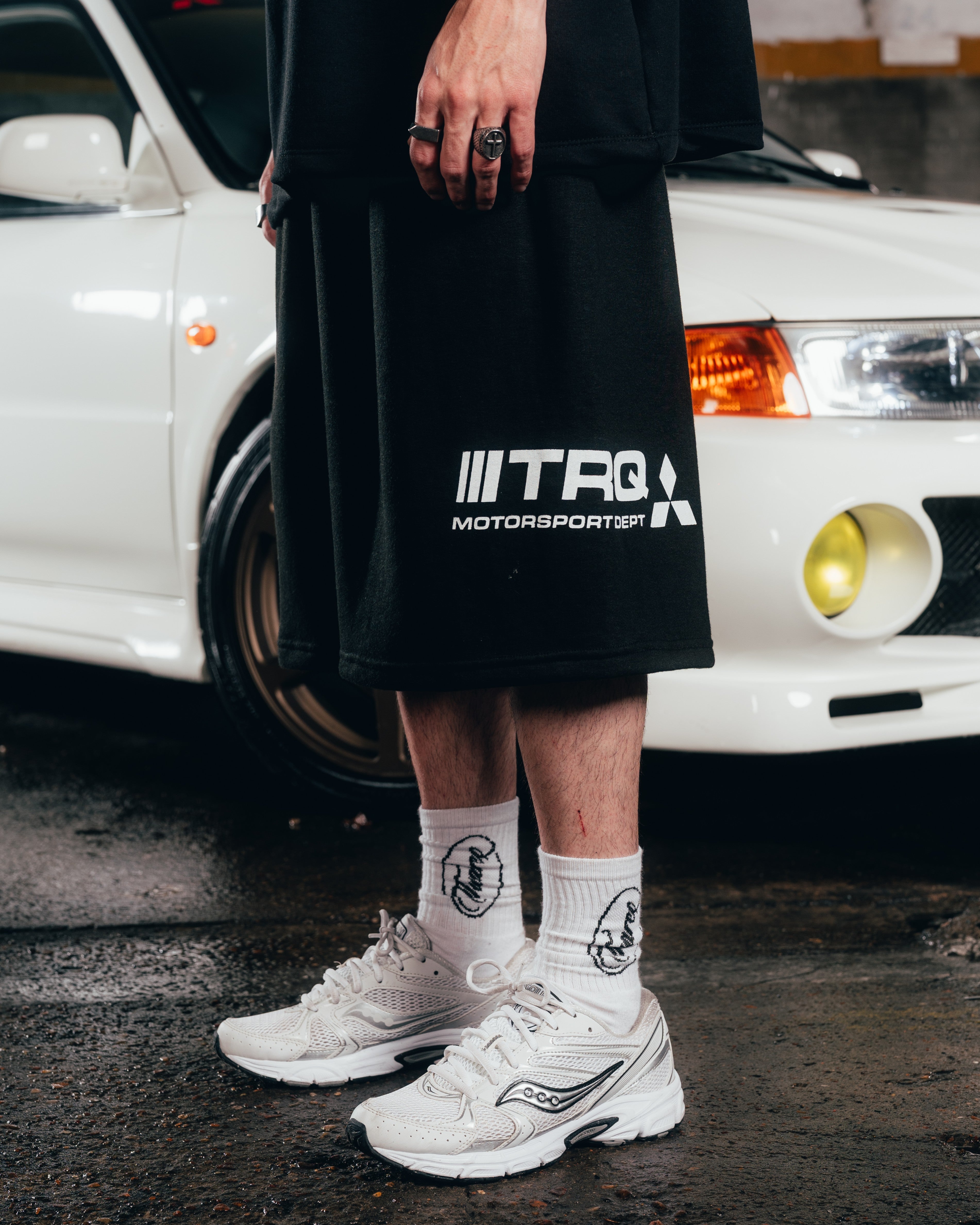 SHORT OVERSIZED [ MITSUBISHI ] TRQ BLACK