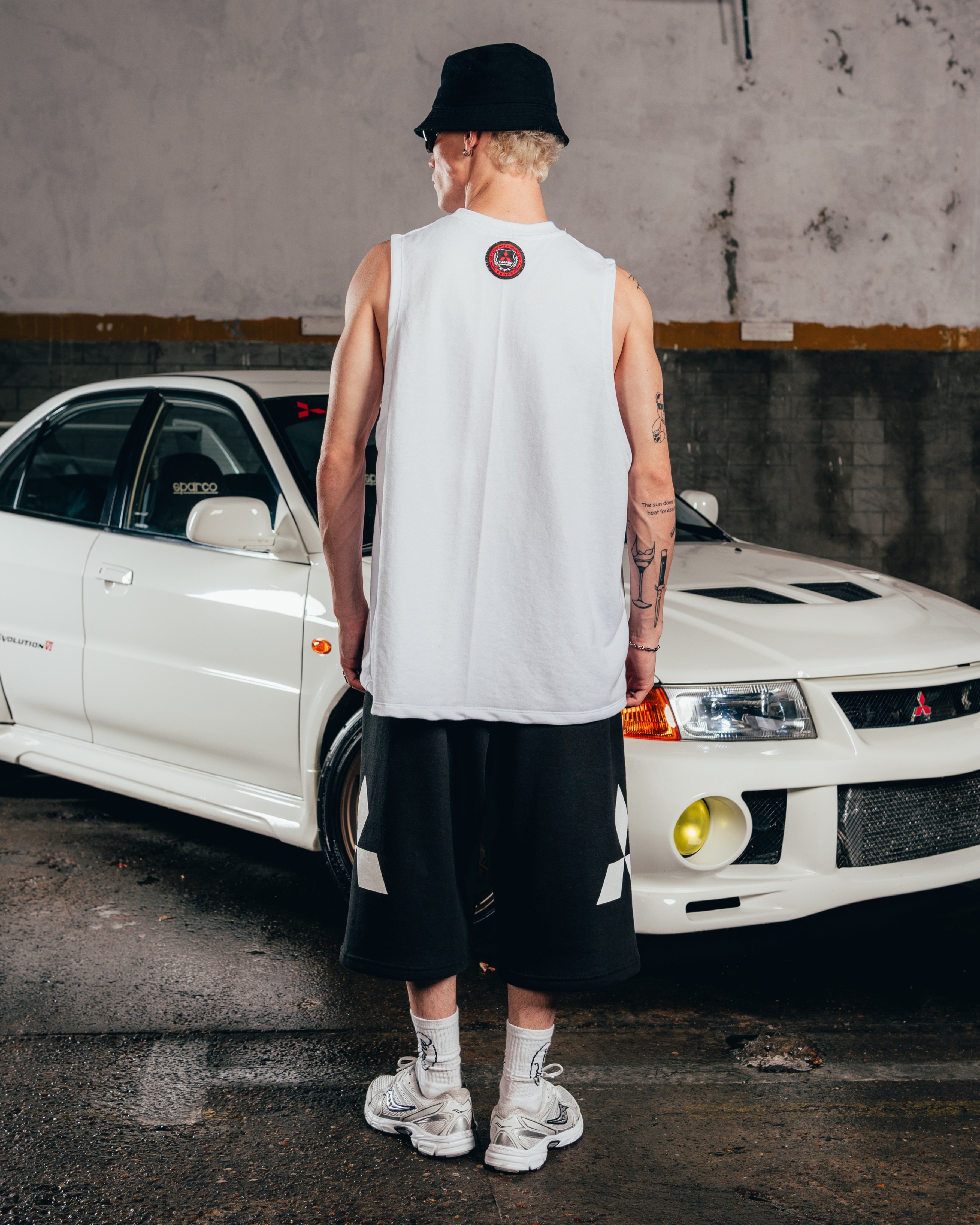 MUSCULOSA PESADA [ MITSUBISHI ] SHIELD WHITE