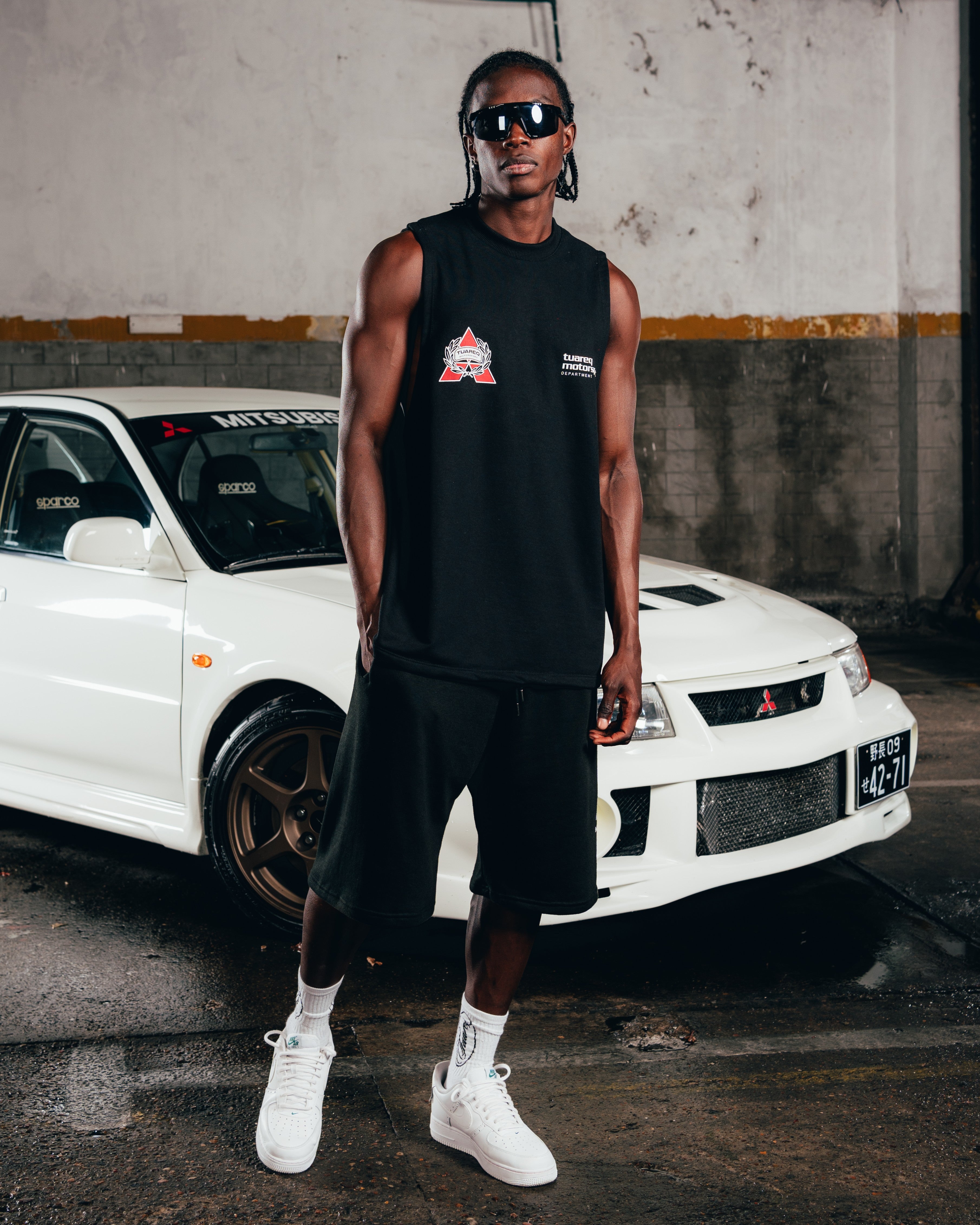 MUSCULOSA PESADA [ MITSUBISHI ] SHIELD BLACK