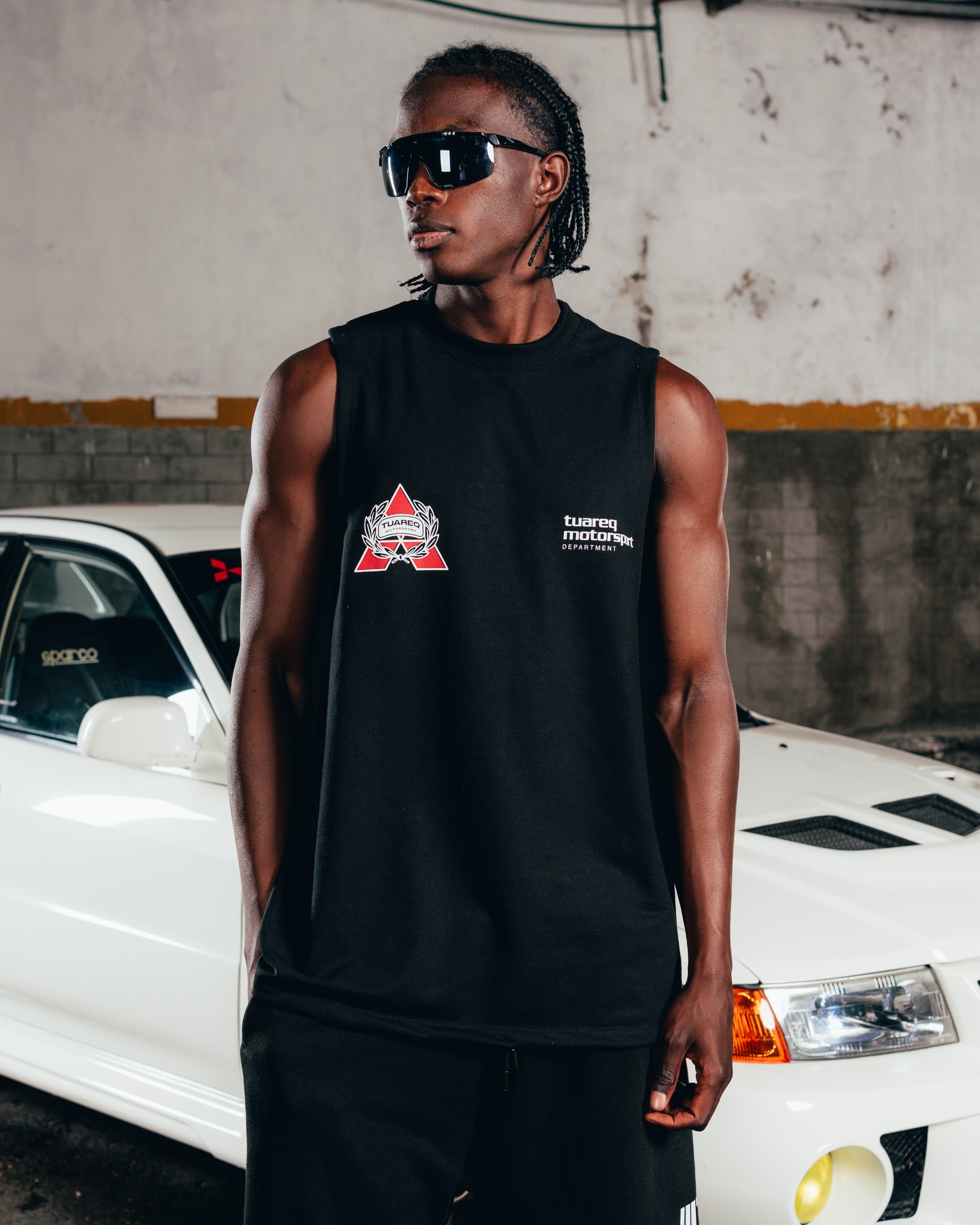 MUSCULOSA PESADA [ MITSUBISHI ] SHIELD BLACK