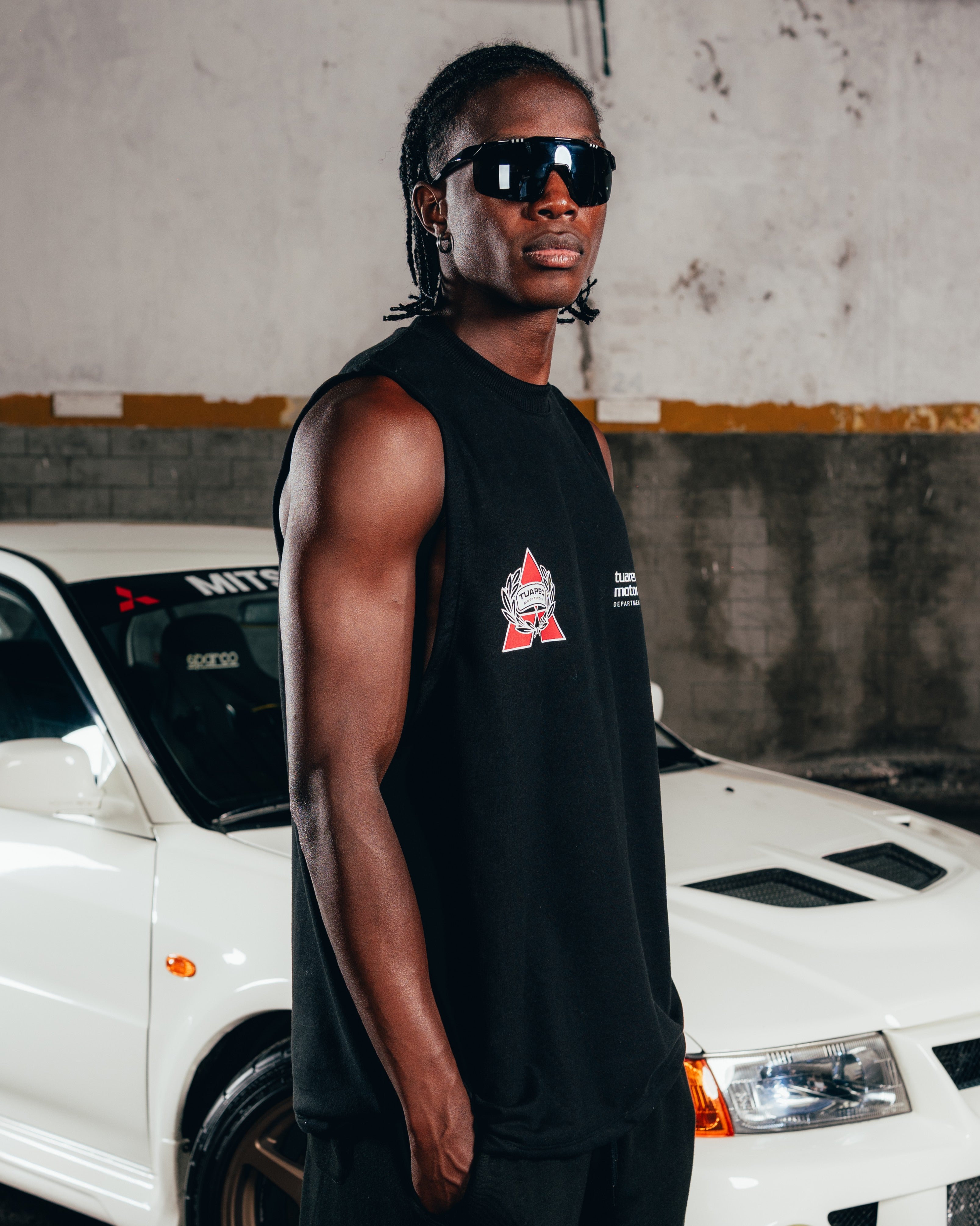 MUSCULOSA PESADA [ MITSUBISHI ] SHIELD BLACK