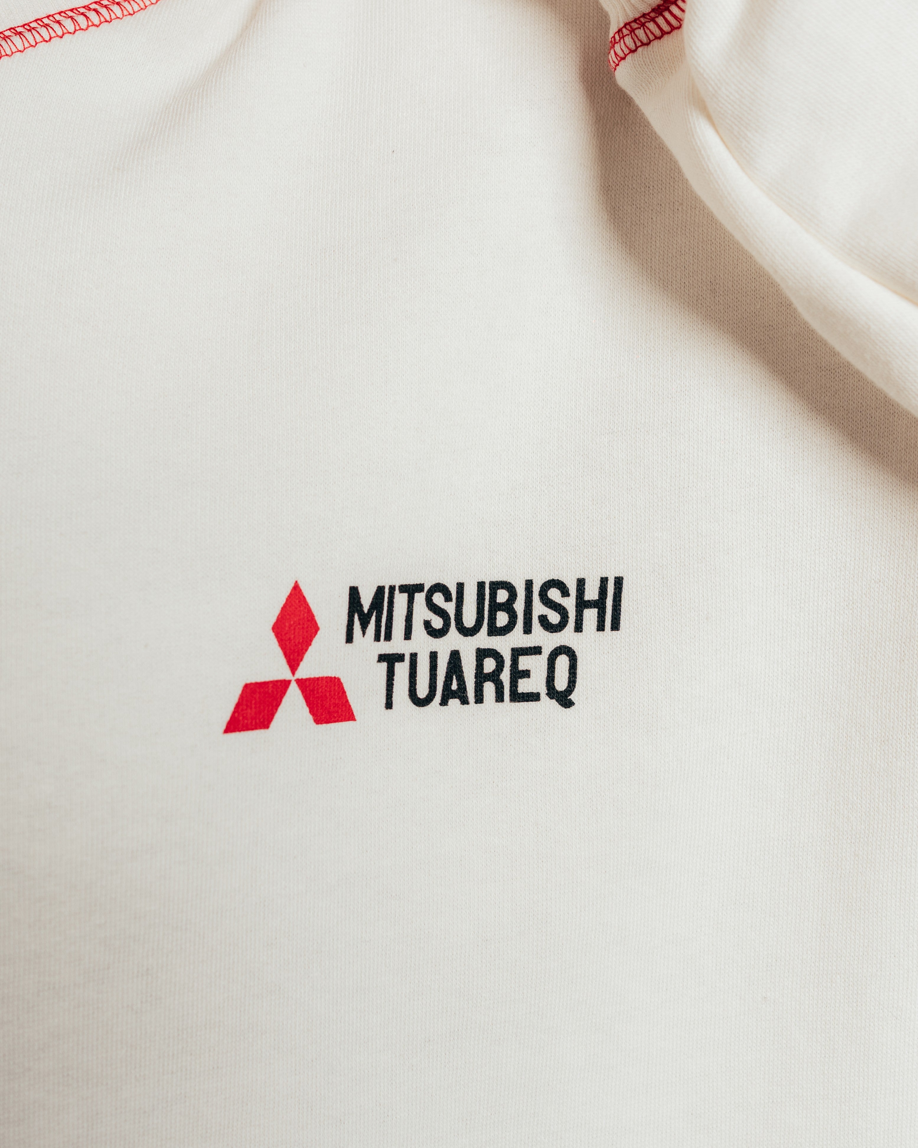 CREWNECK [ MITSUBISHI ] COSTURA WHITE