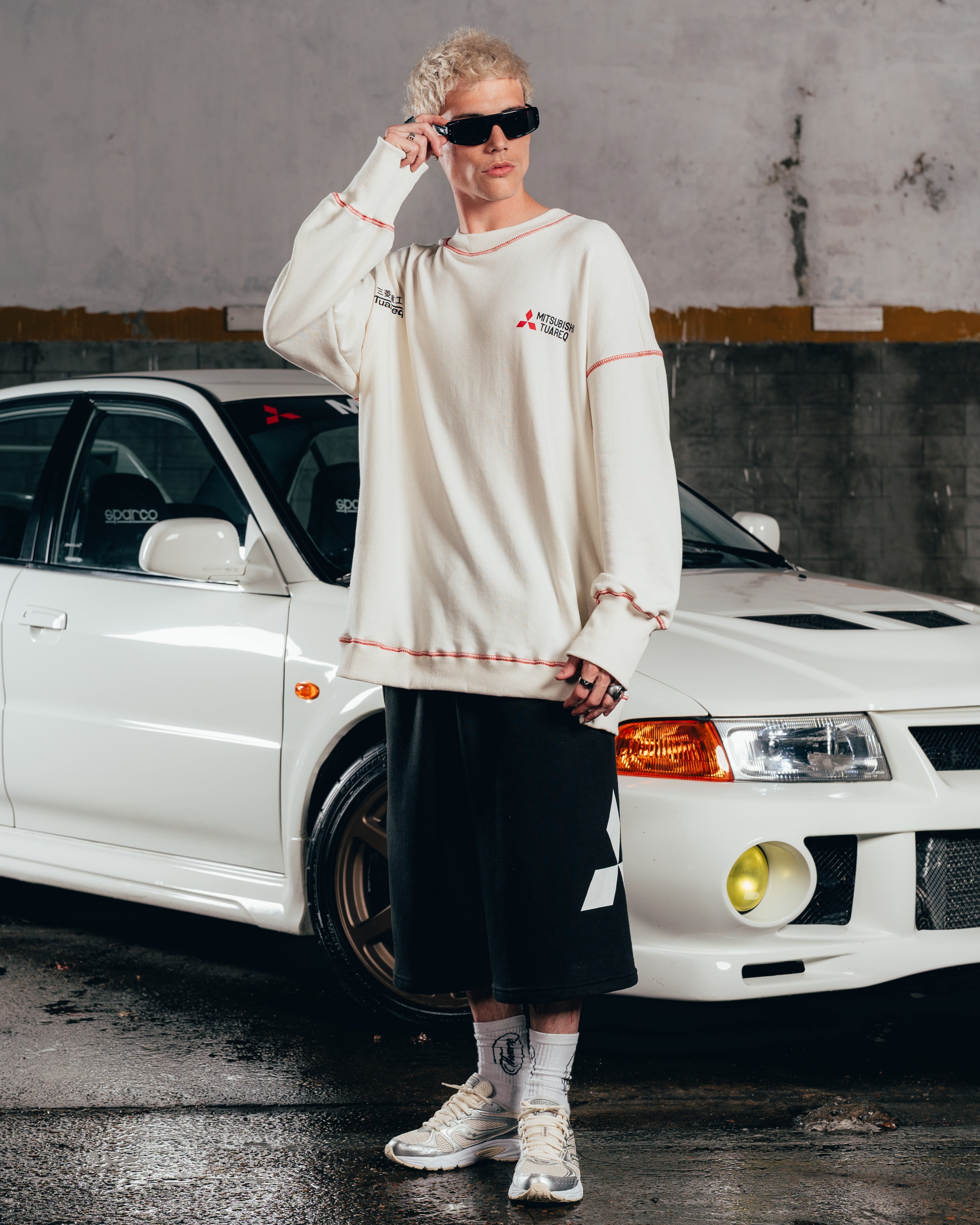 SHORT LARGO ¾ [ MITSUBISHI ] MEGALOGO