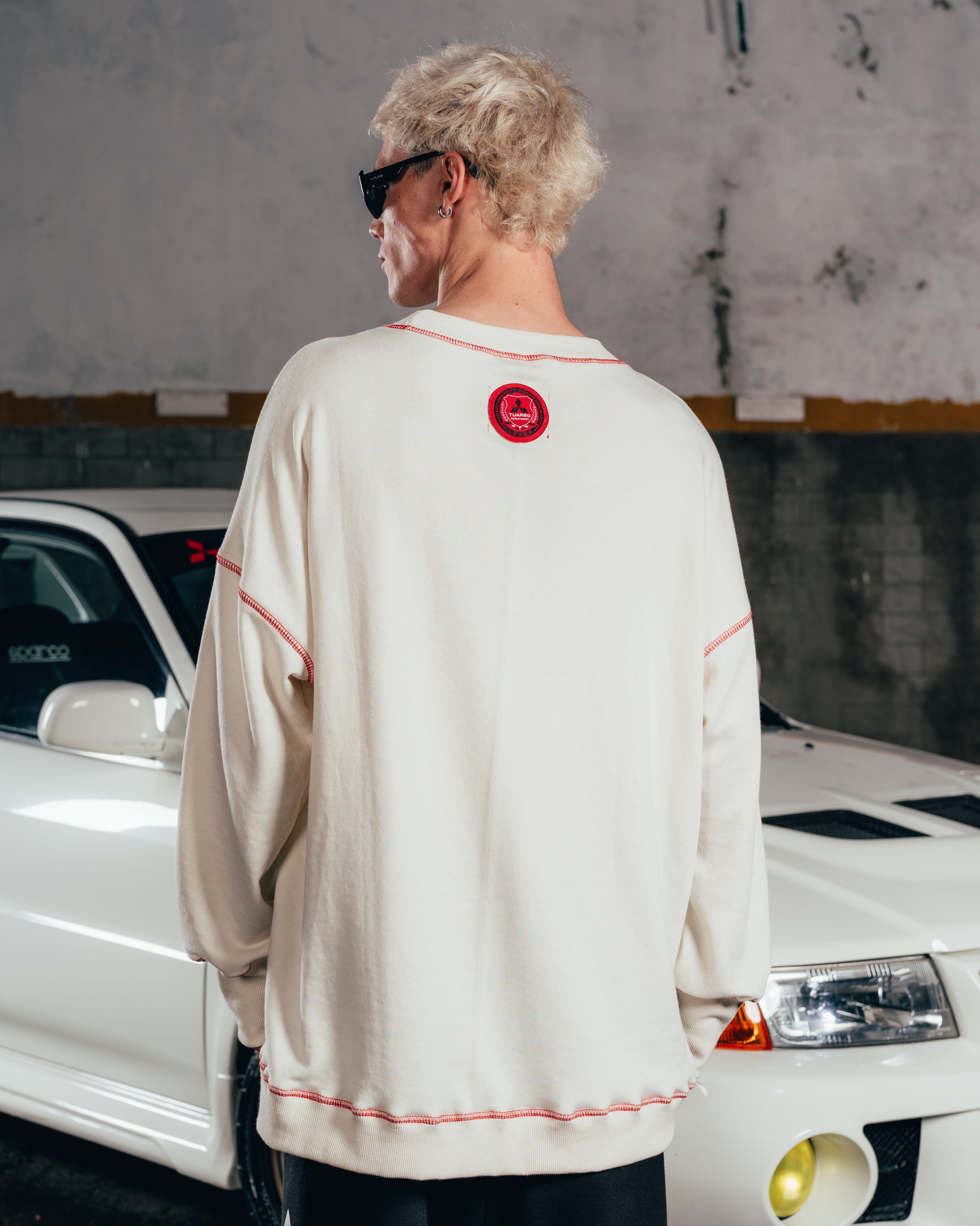 CREWNECK [ MITSUBISHI ] COSTURA WHITE