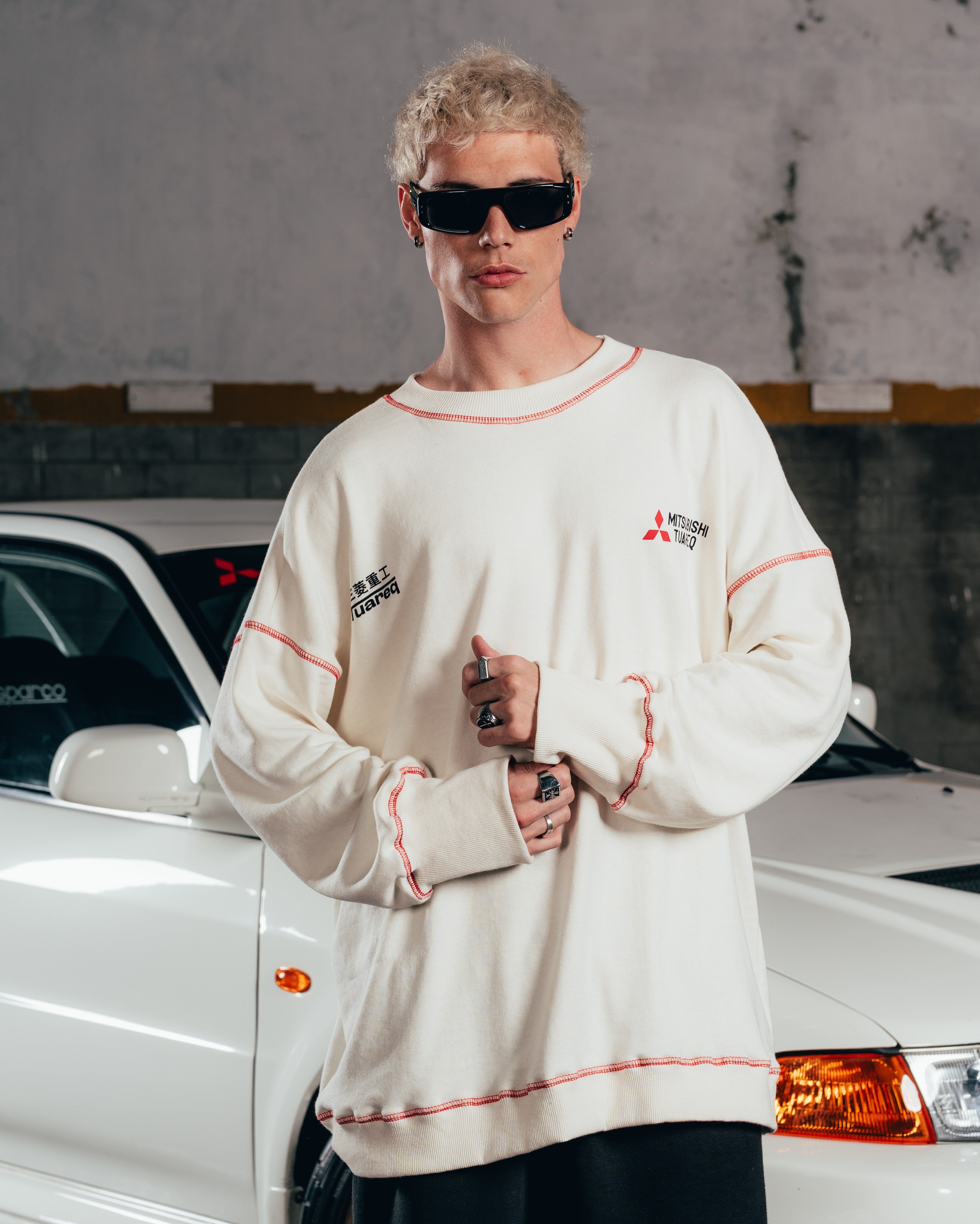 CREWNECK [ MITSUBISHI ] COSTURA WHITE