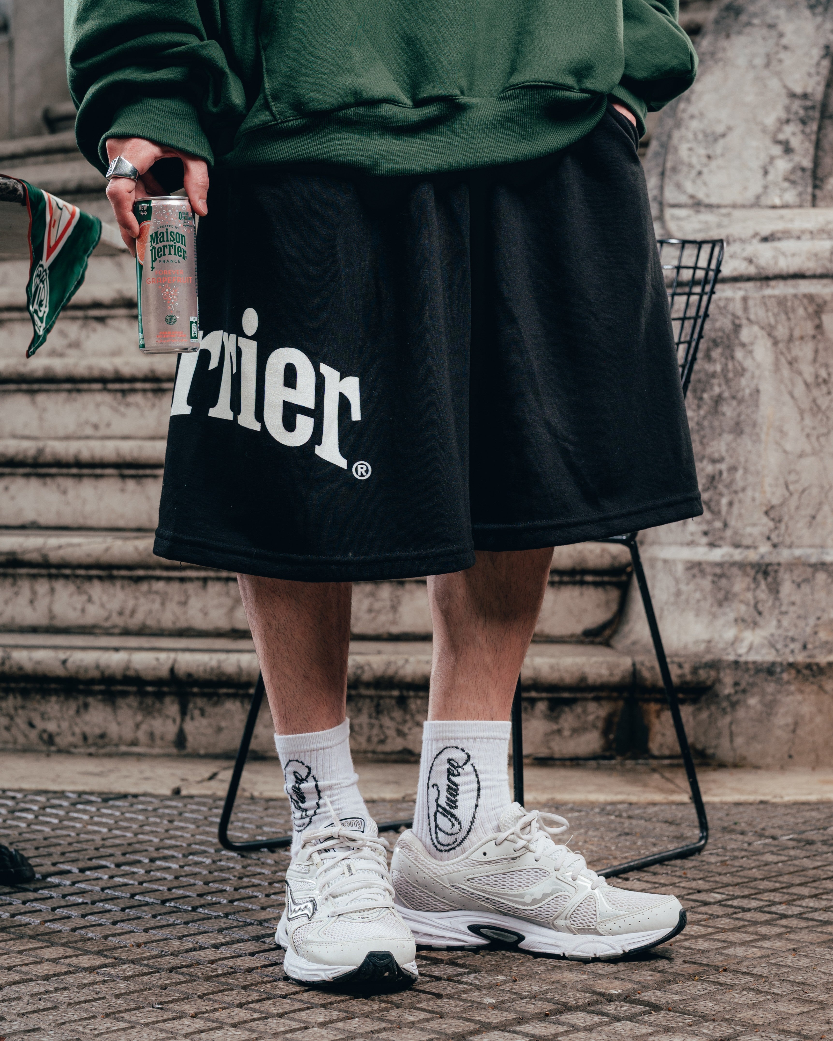 SHORT OVERSIZED [ PERRIER ] SIGNATURE BLACK