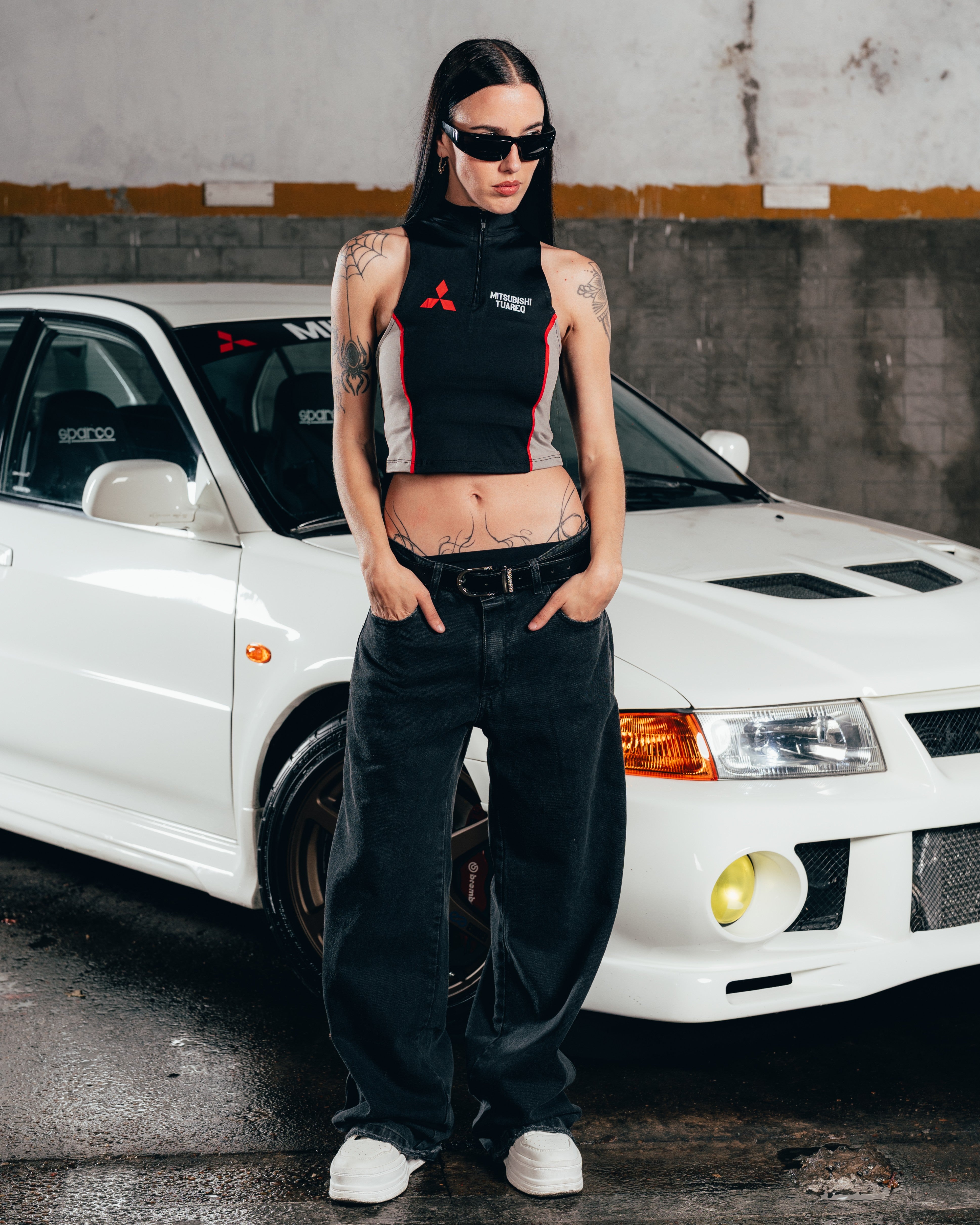 CROP CON CIERRE [ MITSUBISHI ] BLACK