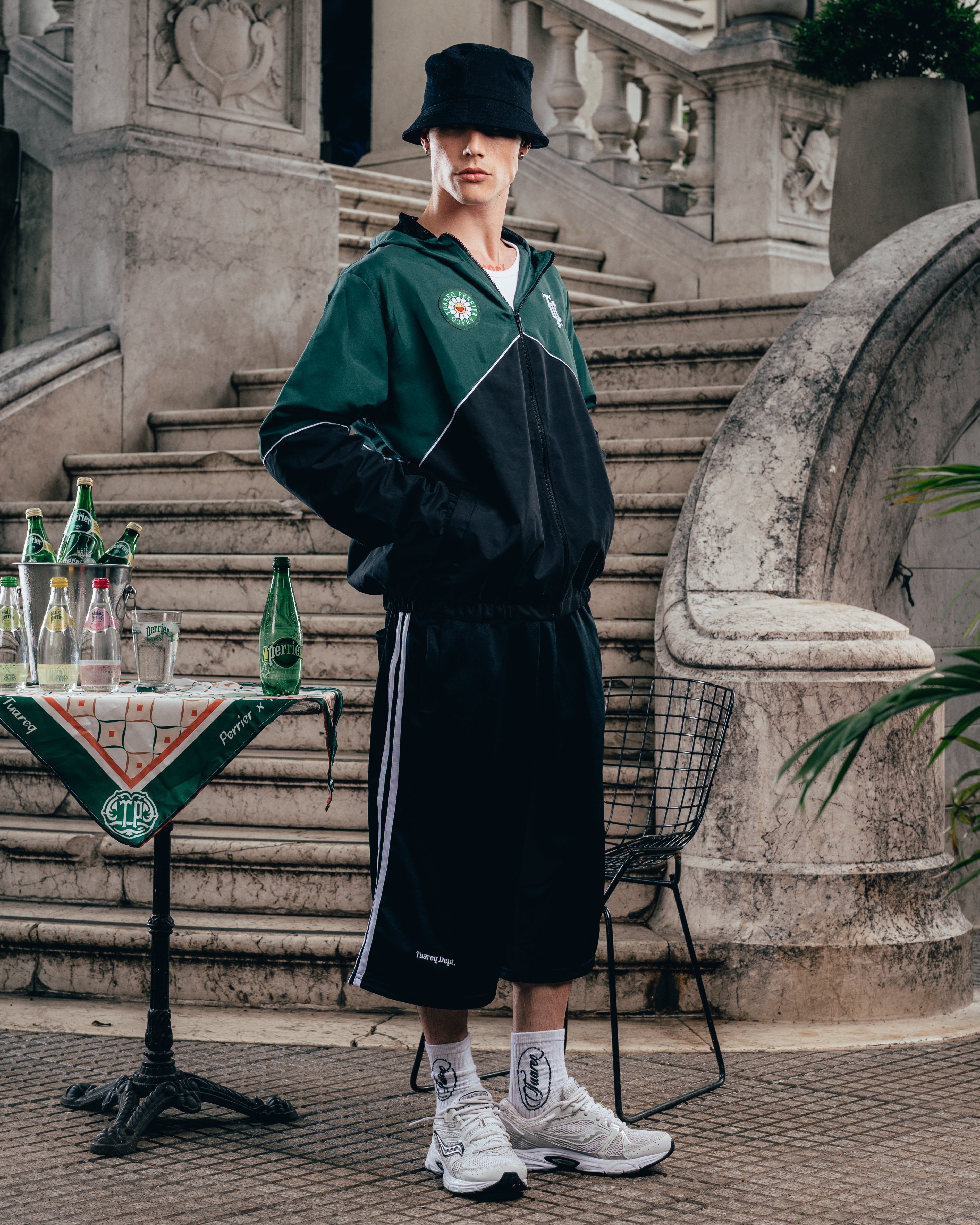 SHORT LARGO ¾ [ PERRIER ] BLACK