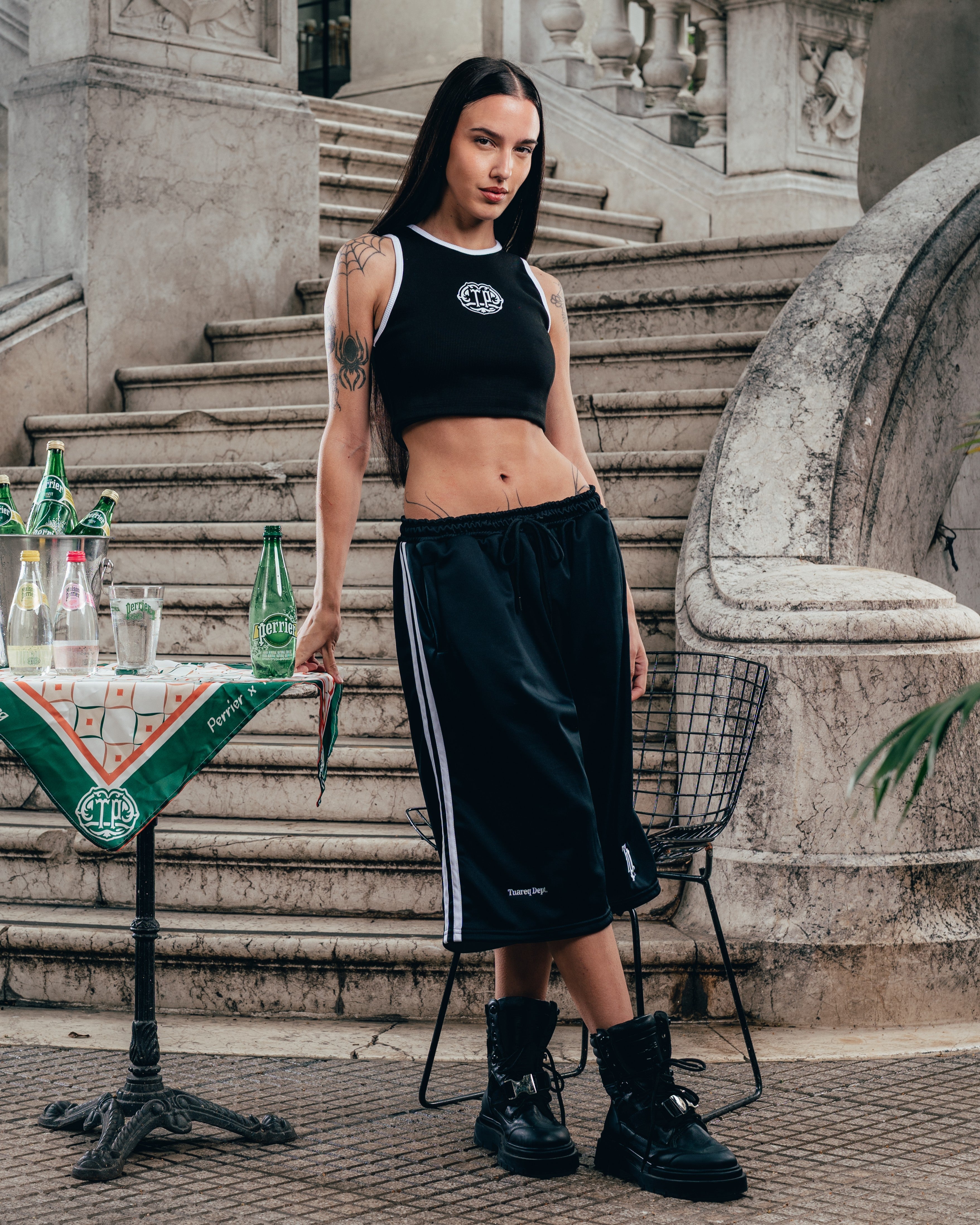 TOP MUSCULOSA [ PERRIER ] SHIELD BLACK