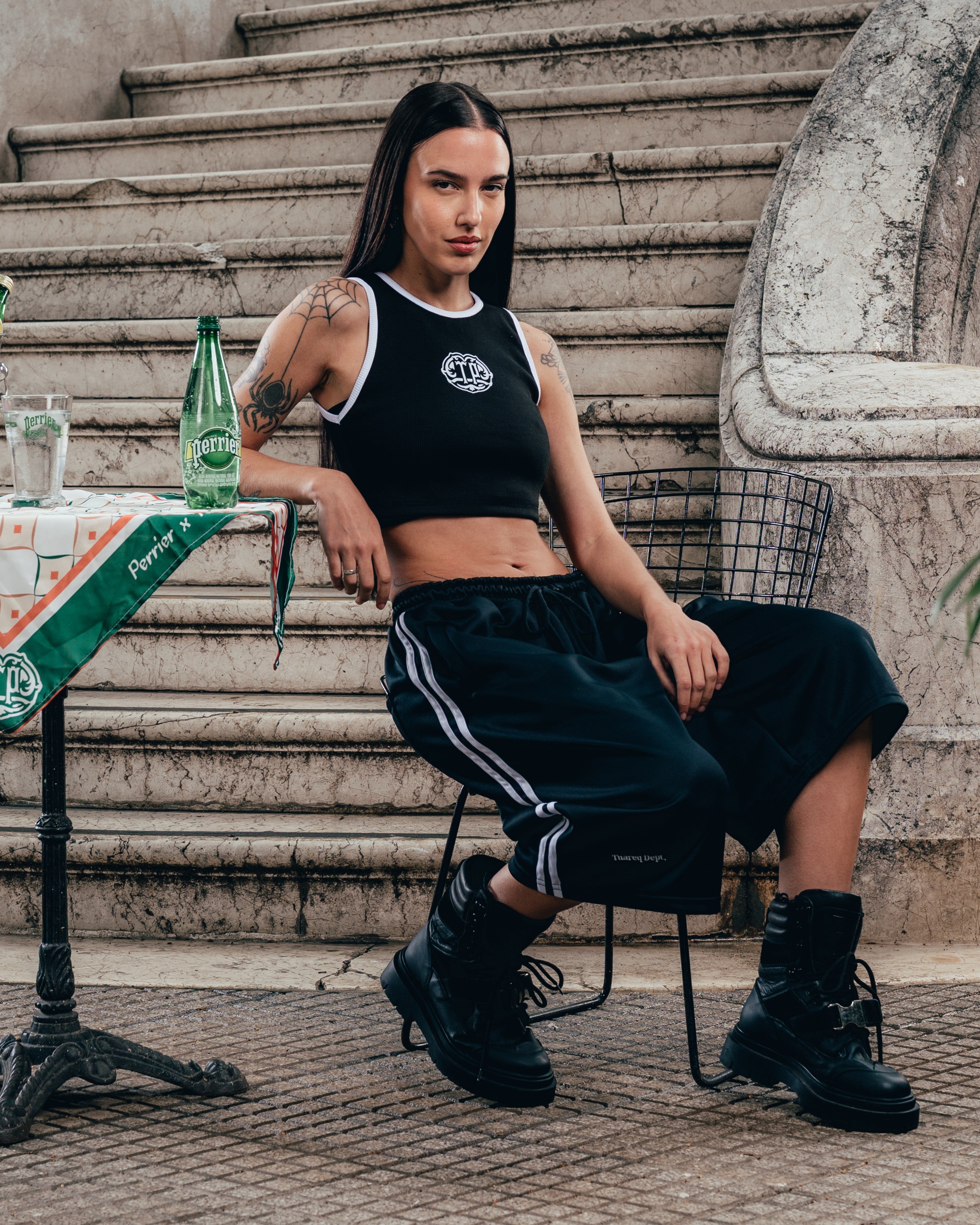 TOP MUSCULOSA [ PERRIER ] SHIELD BLACK