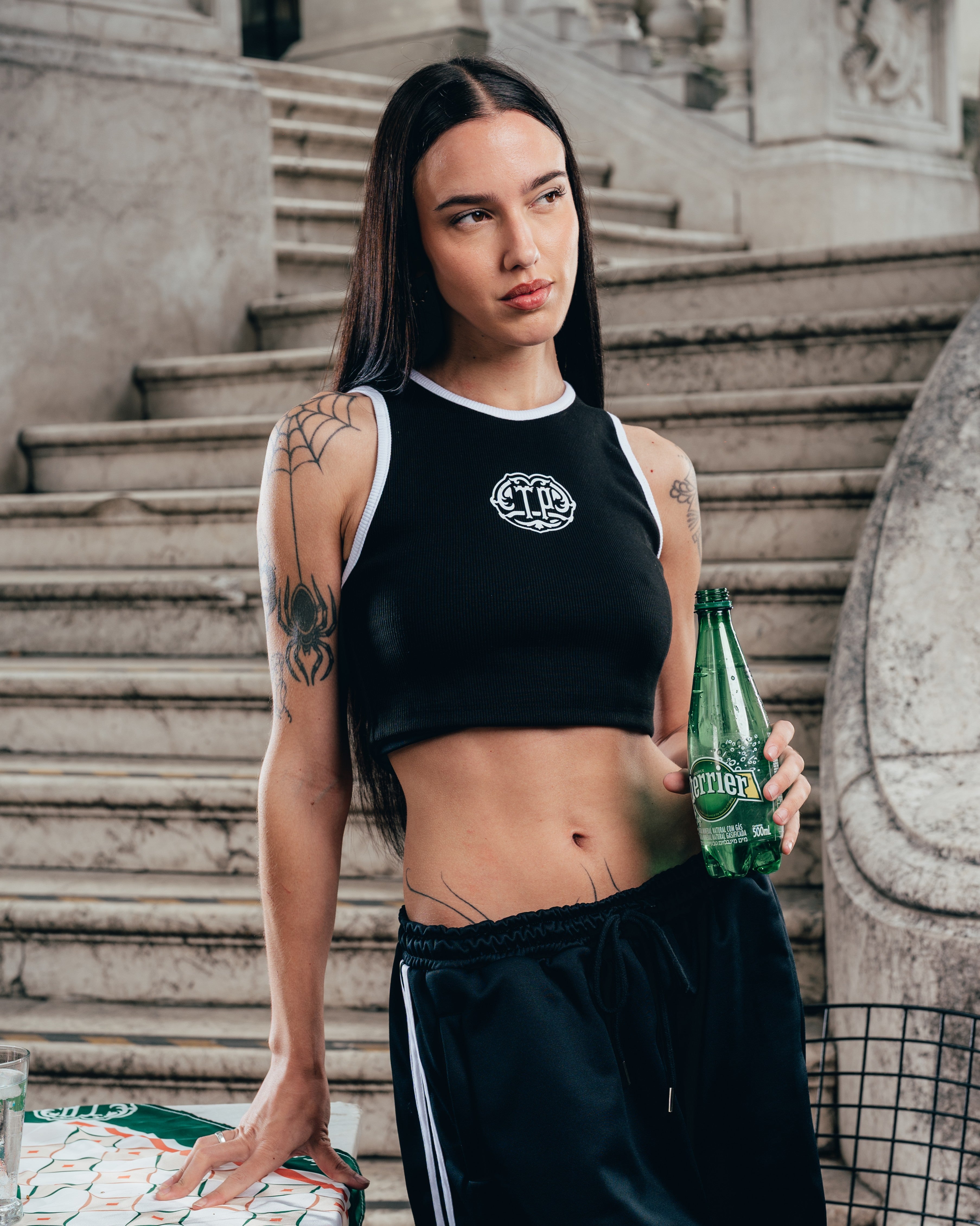 TOP MUSCULOSA [ PERRIER ] SHIELD BLACK