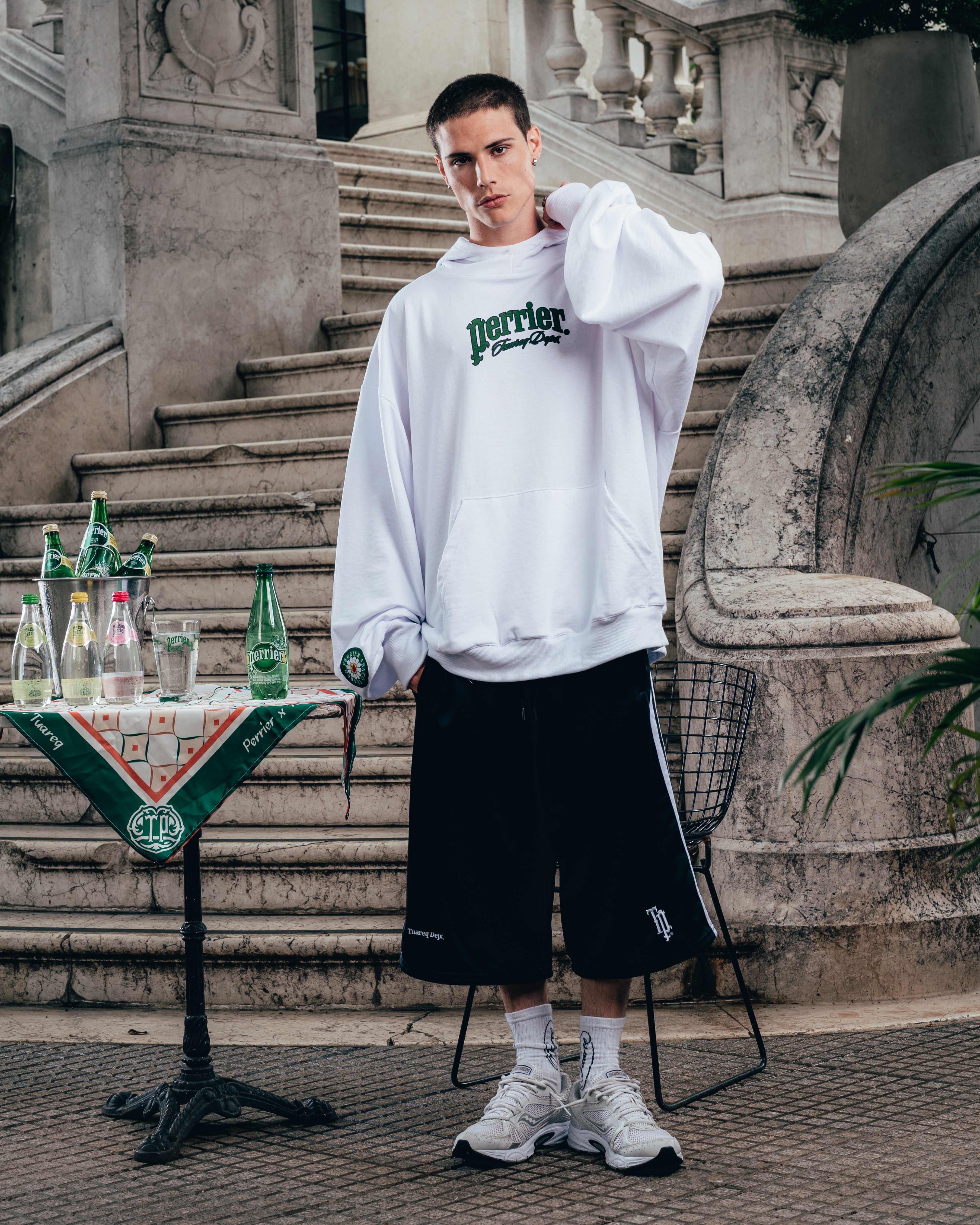 HOODIE MEGAOVERSIZED [ PERRIER ] SIGNATURE WHITE