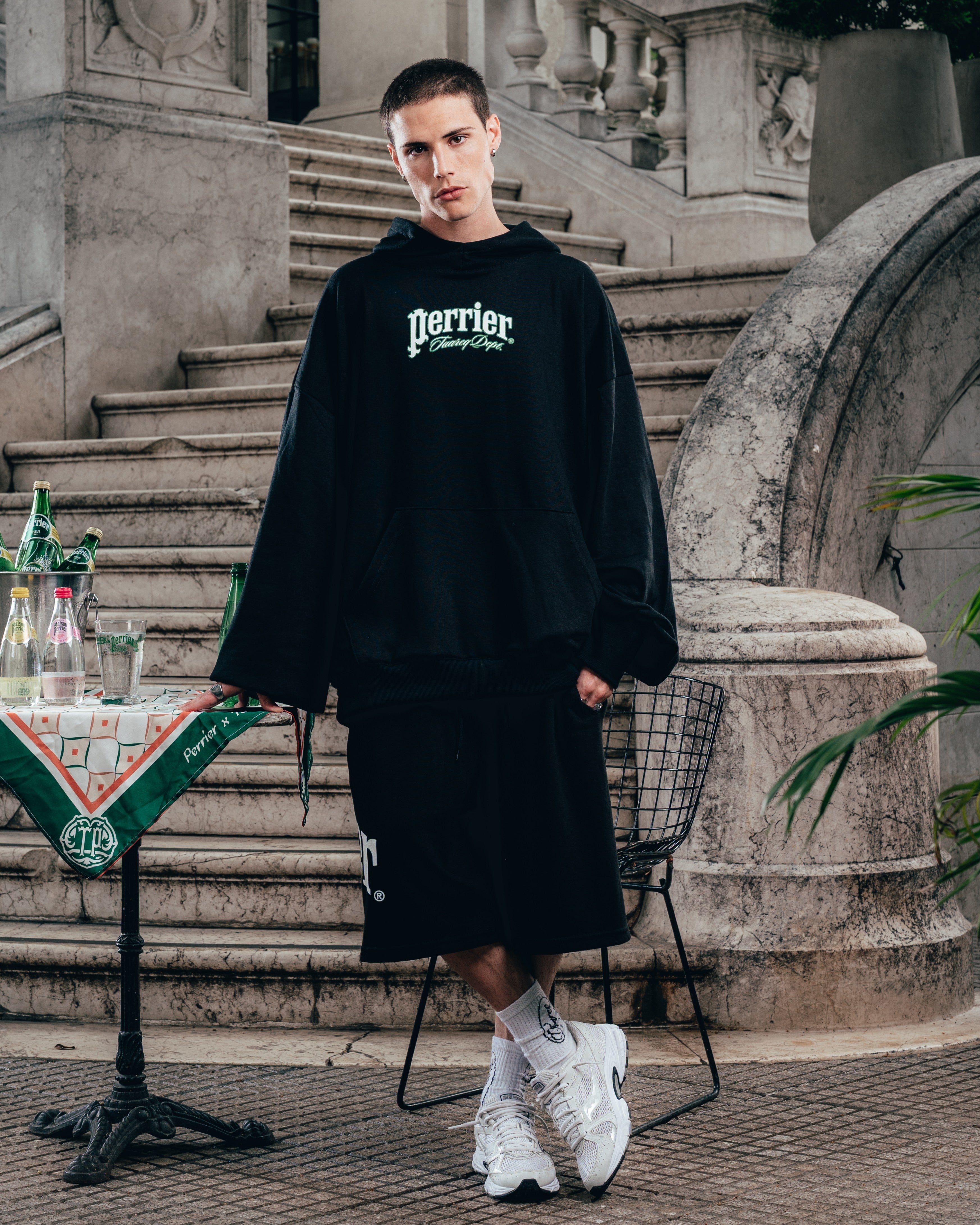 HOODIE MEGAOVERSIZED [ PERRIER ] SIGNATURE BLACK