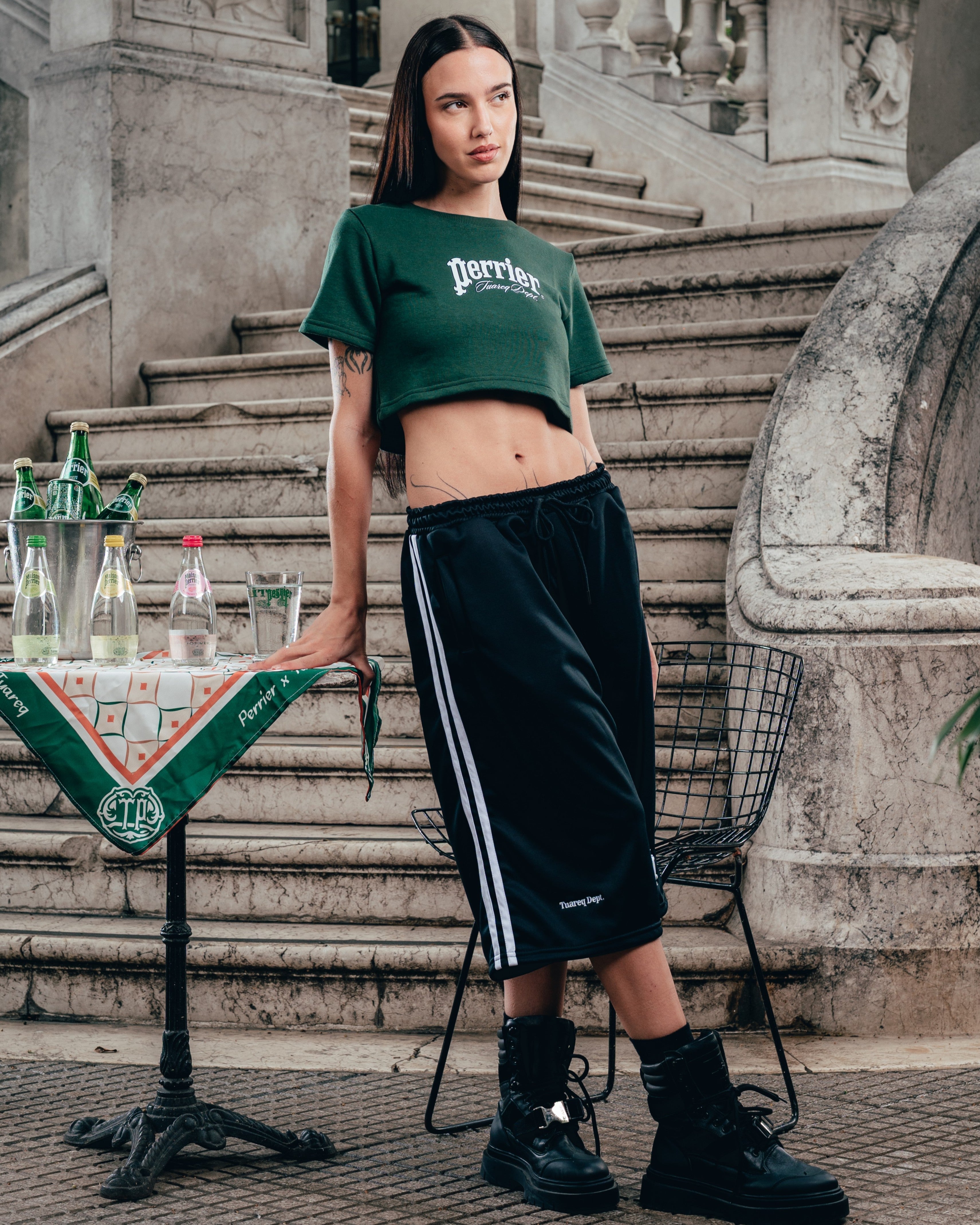 SHORT LARGO ¾ [ PERRIER ] BLACK