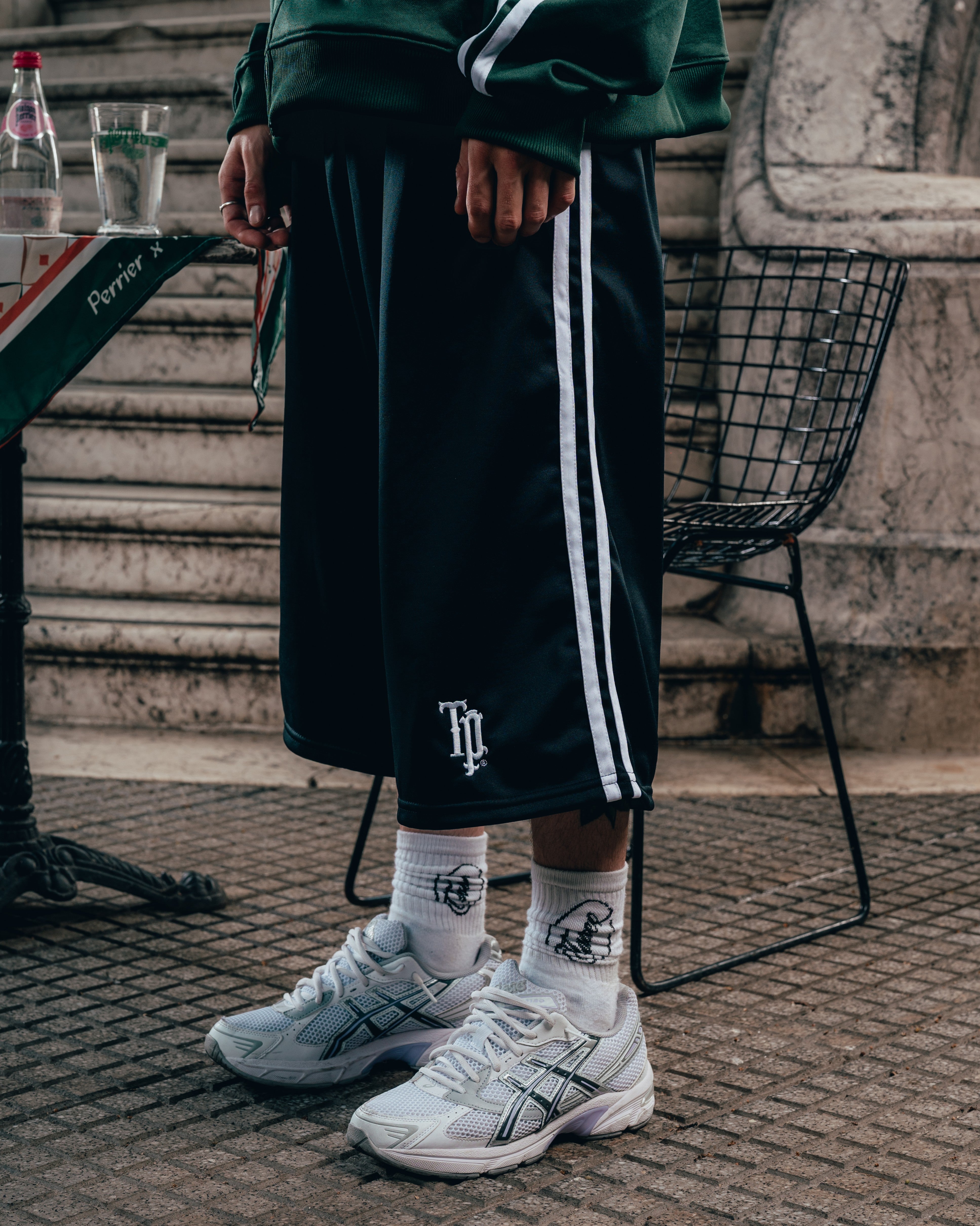 SHORT LARGO ¾ [ PERRIER ] BLACK