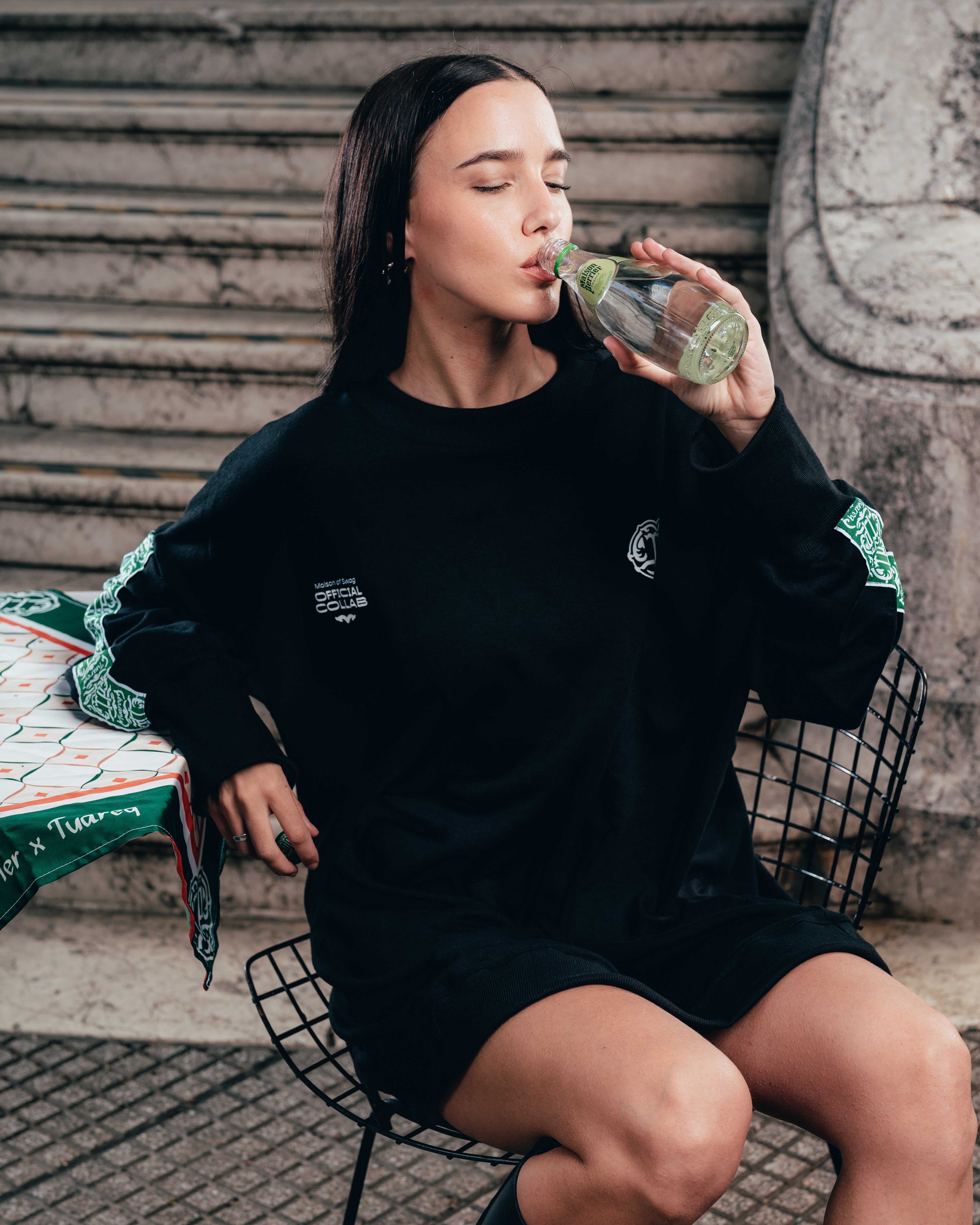 CREWNECK [ PERRIER ] GALON BLACK