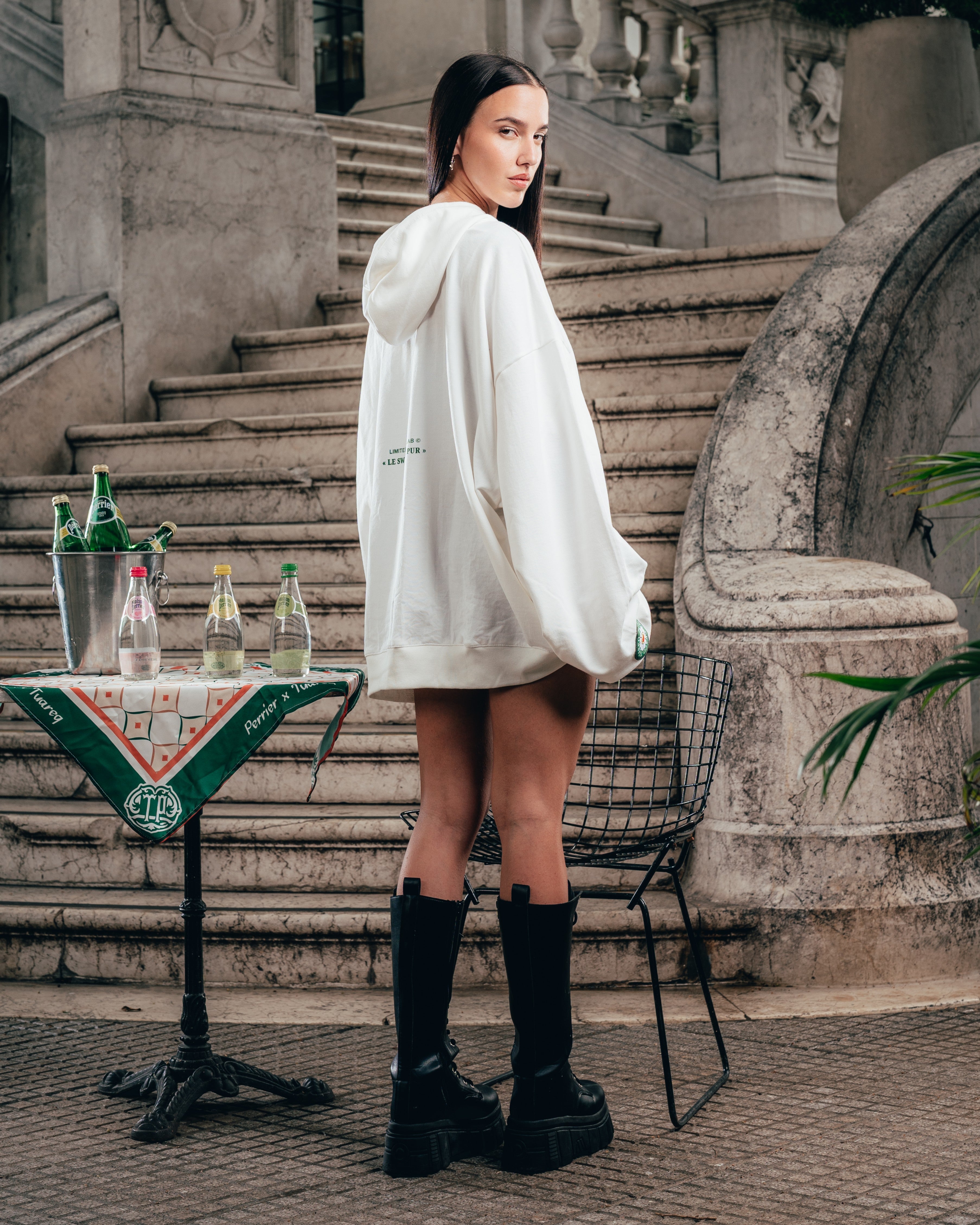 HOODIE MEGAOVERSIZED [ PERRIER ] SIGNATURE WHITE