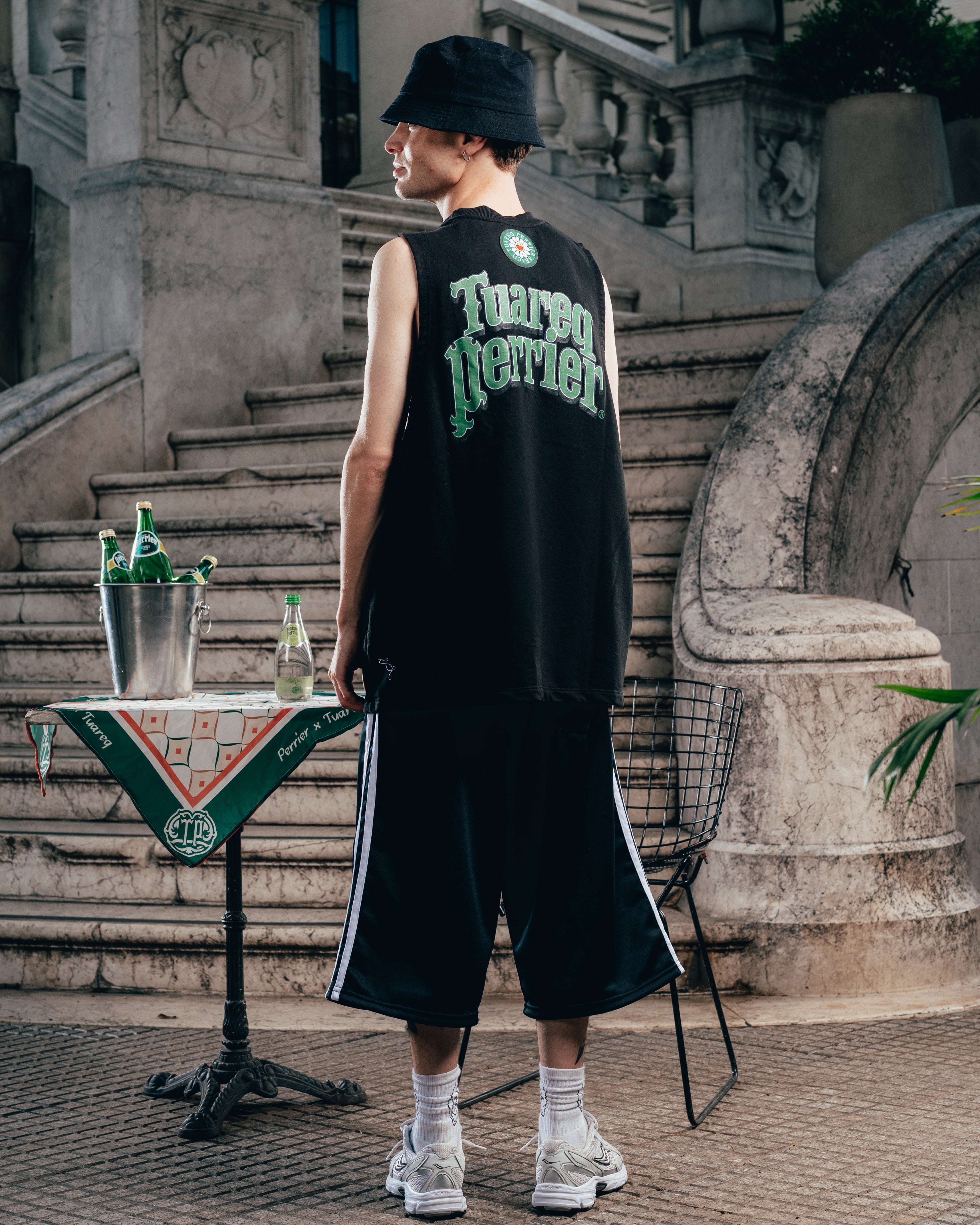 MUSCULOSA PESADA [ PERRIER ] MURAKAMI BLACK