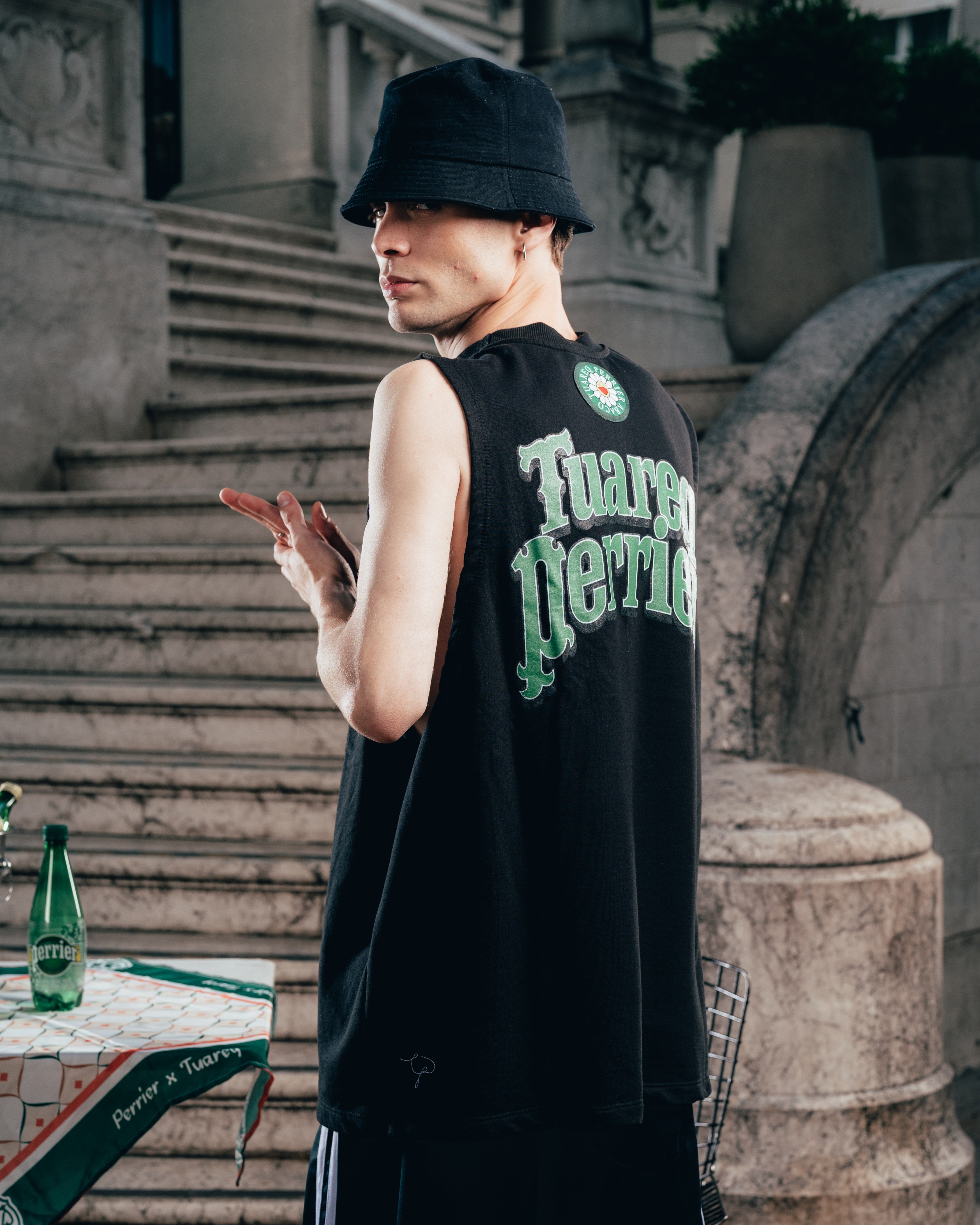 MUSCULOSA PESADA [ PERRIER ] MURAKAMI BLACK