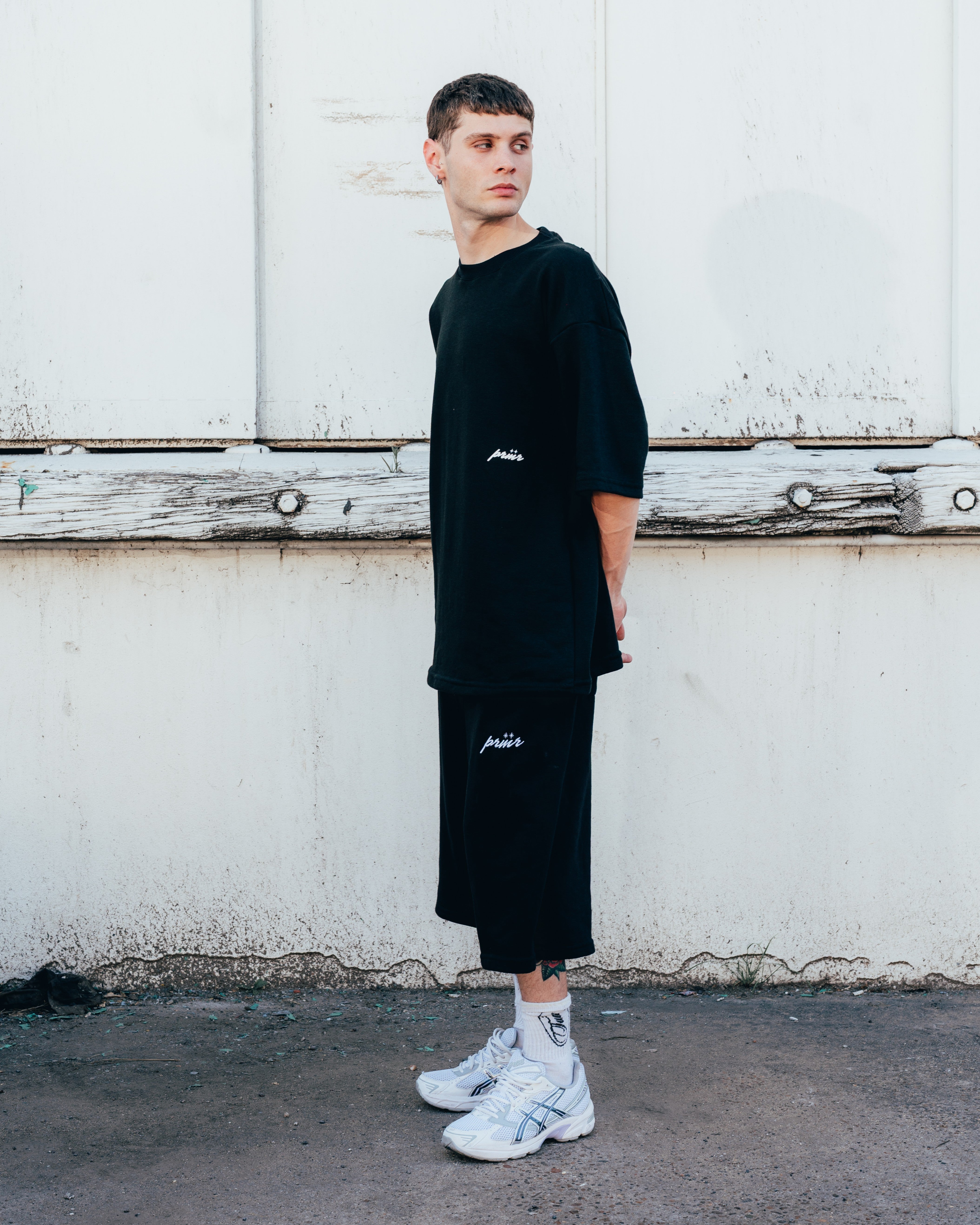 SHORT LARGO ¾ [ PRIMARI ] BLACK