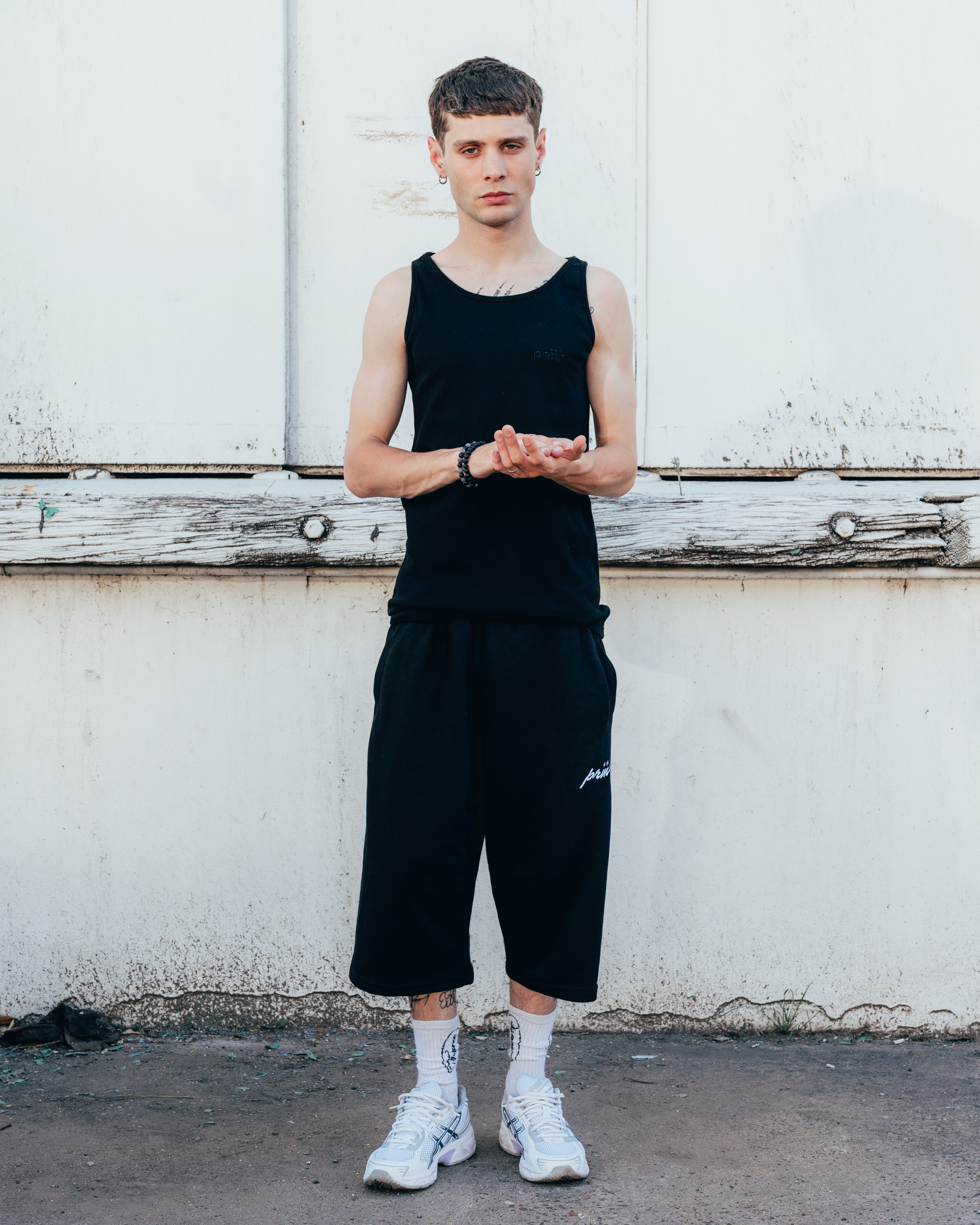 SHORT LARGO ¾ [ PRIMARI ] BLACK