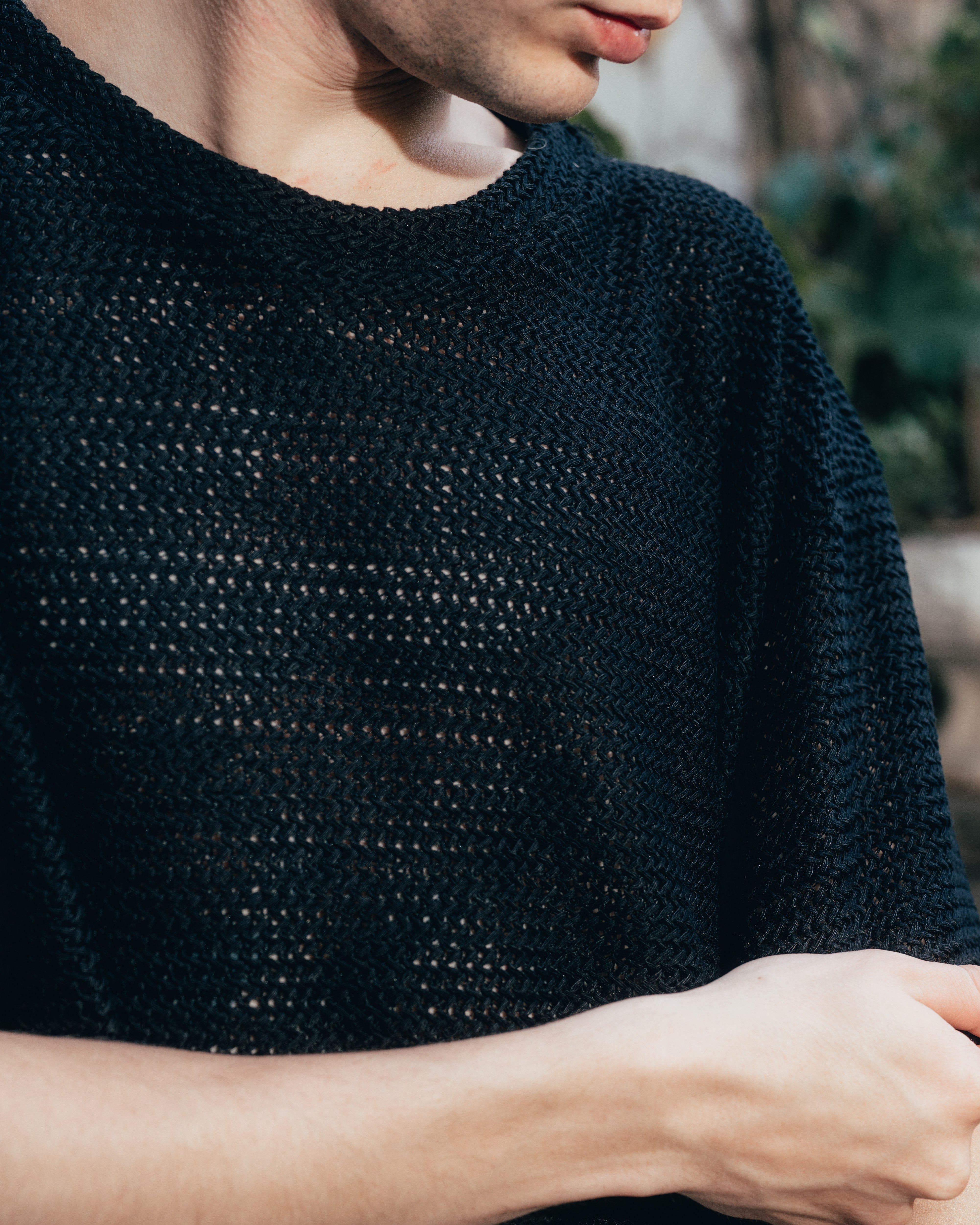 REMERA OVERSIZED TEJIDA [ PRIMARI ] BLACK