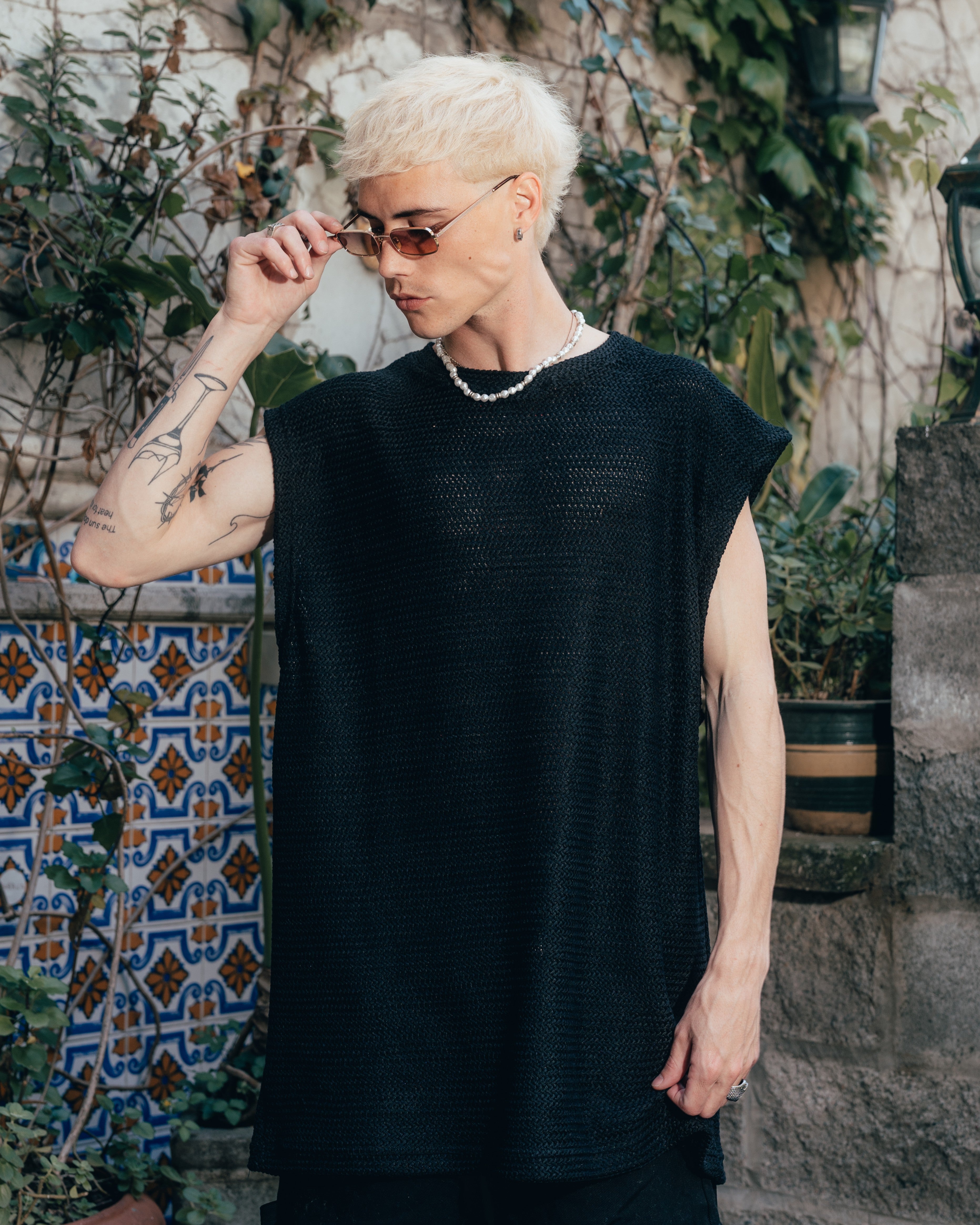 MUSCULOSA OVERSIZED TEJIDA [ PRIMARI ] BLACK