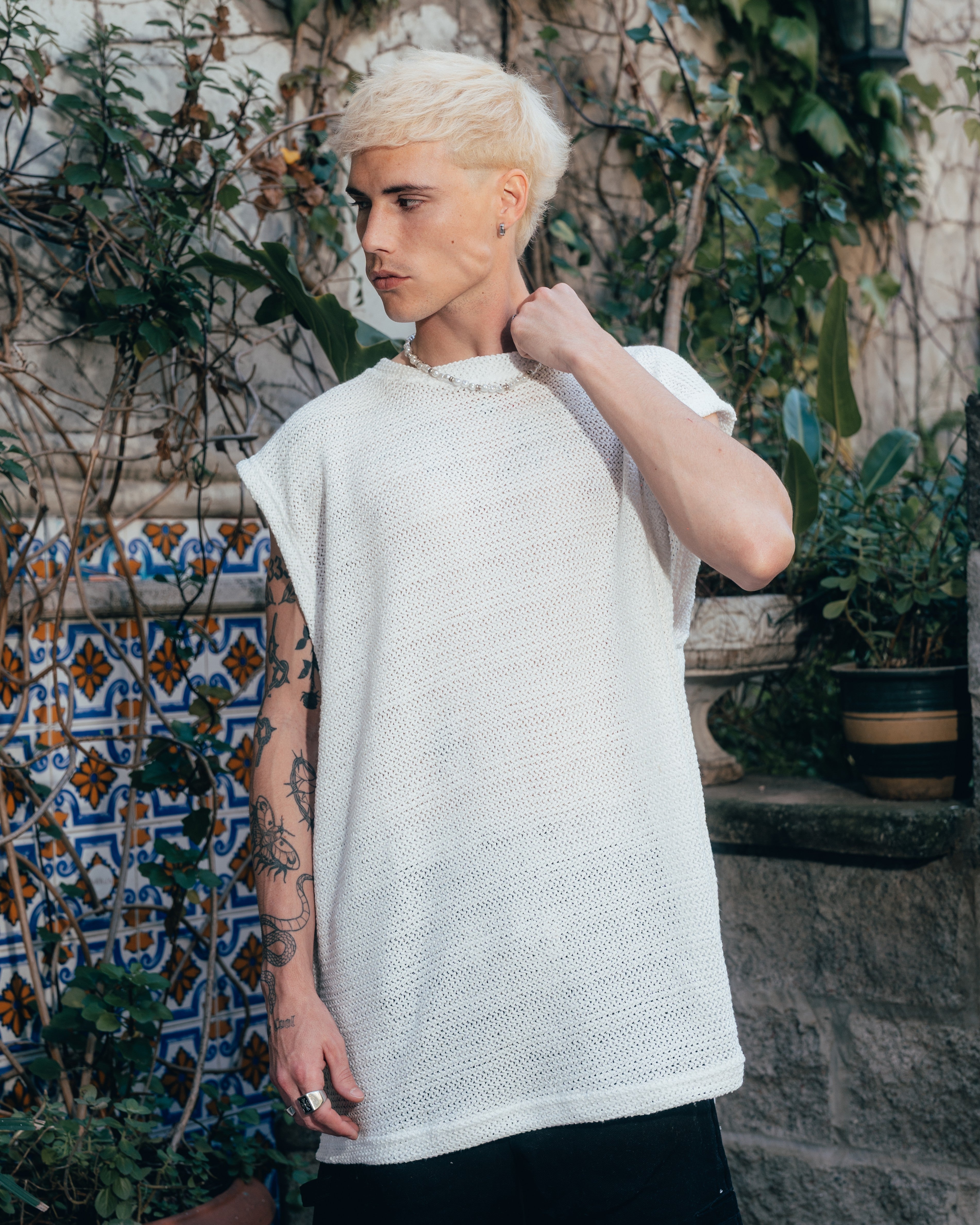 MUSCULOSA OVERSIZED TEJIDA [ PRIMARI ] CRUDO