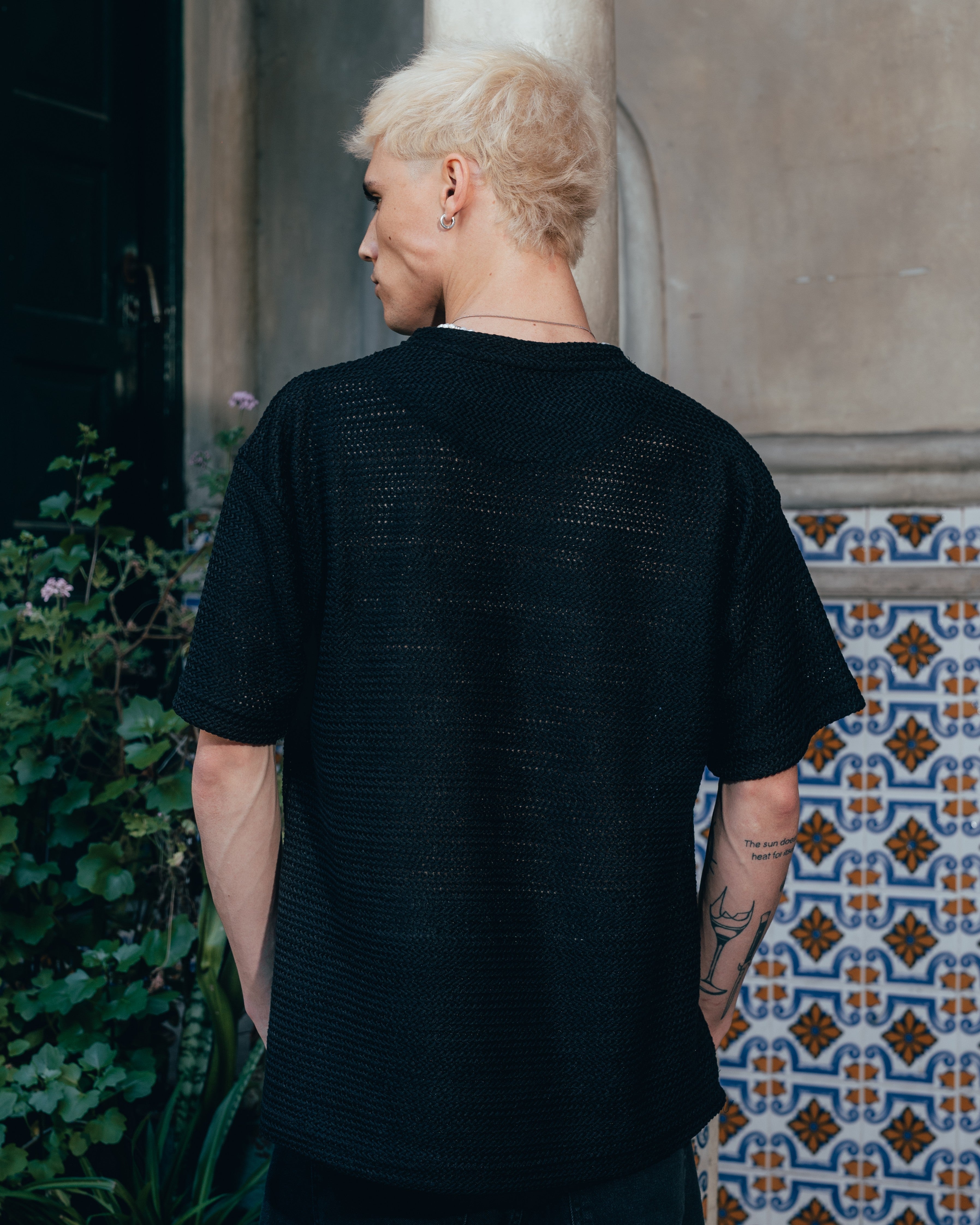 REMERA OVERSIZED TEJIDA [ PRIMARI ] BLACK