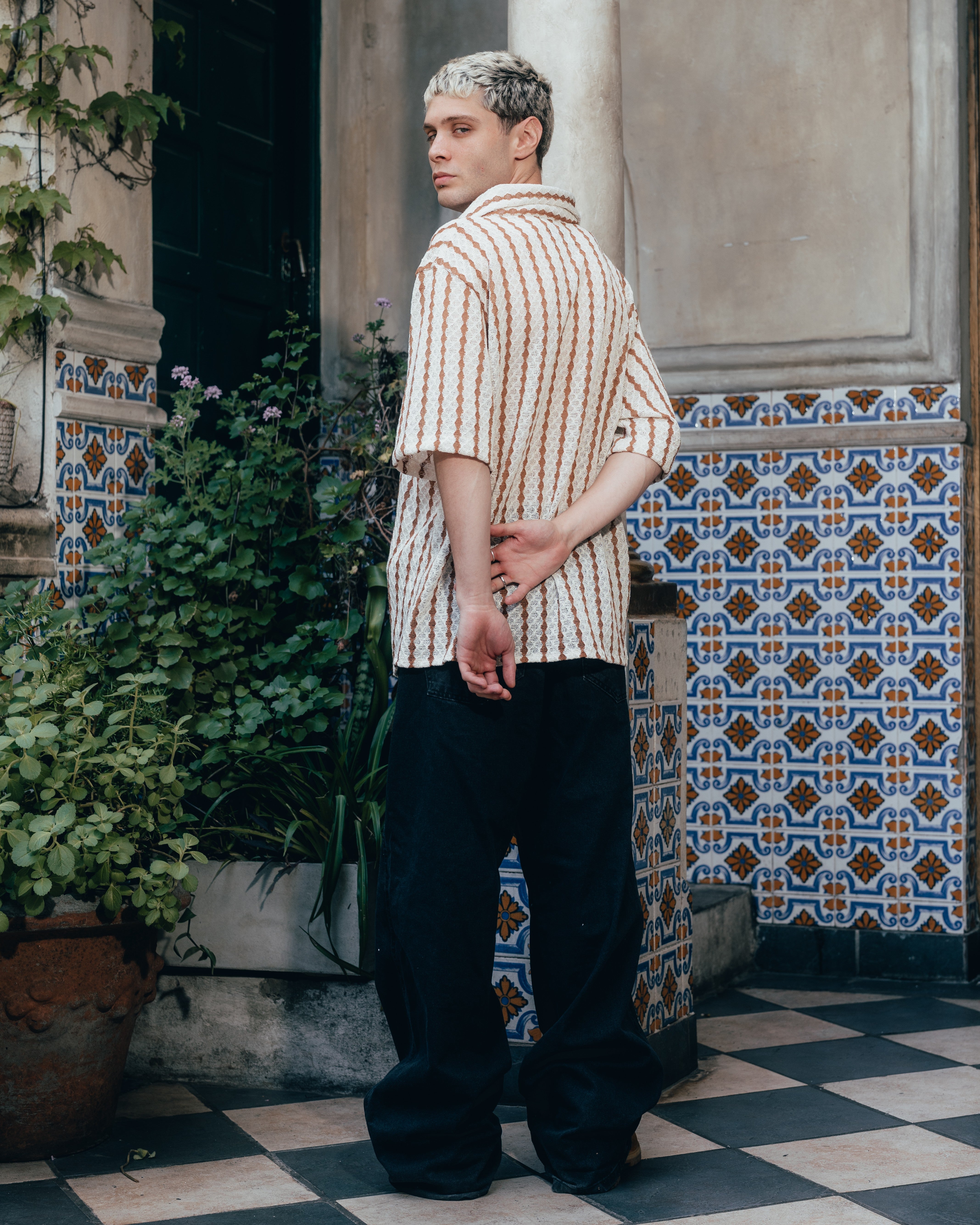 CAMISA TEJIDA RAYADA [ PRIMARI ] BROWN
