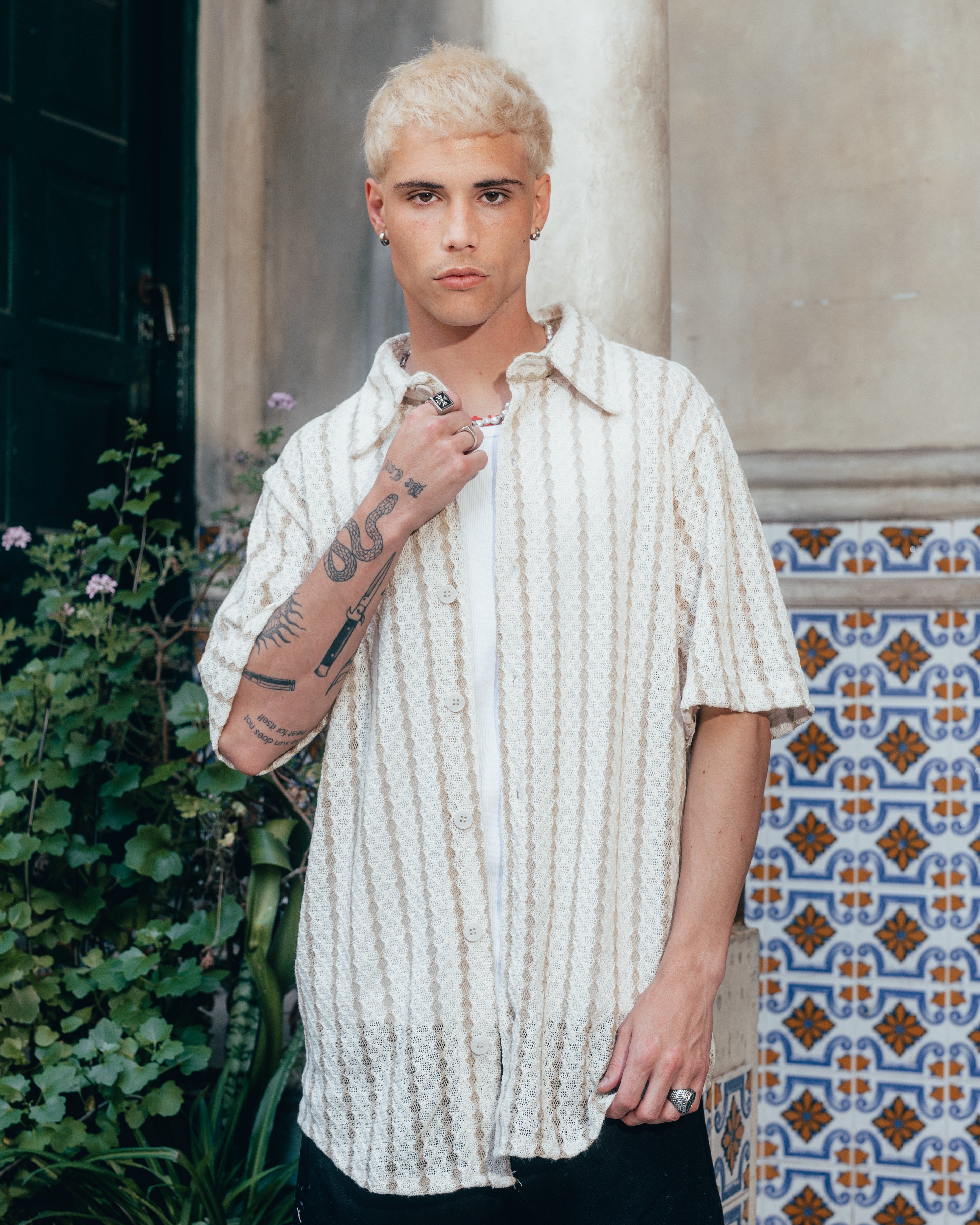 CAMISA TEJIDA RAYADA [ PRIMARI ] BEIGE
